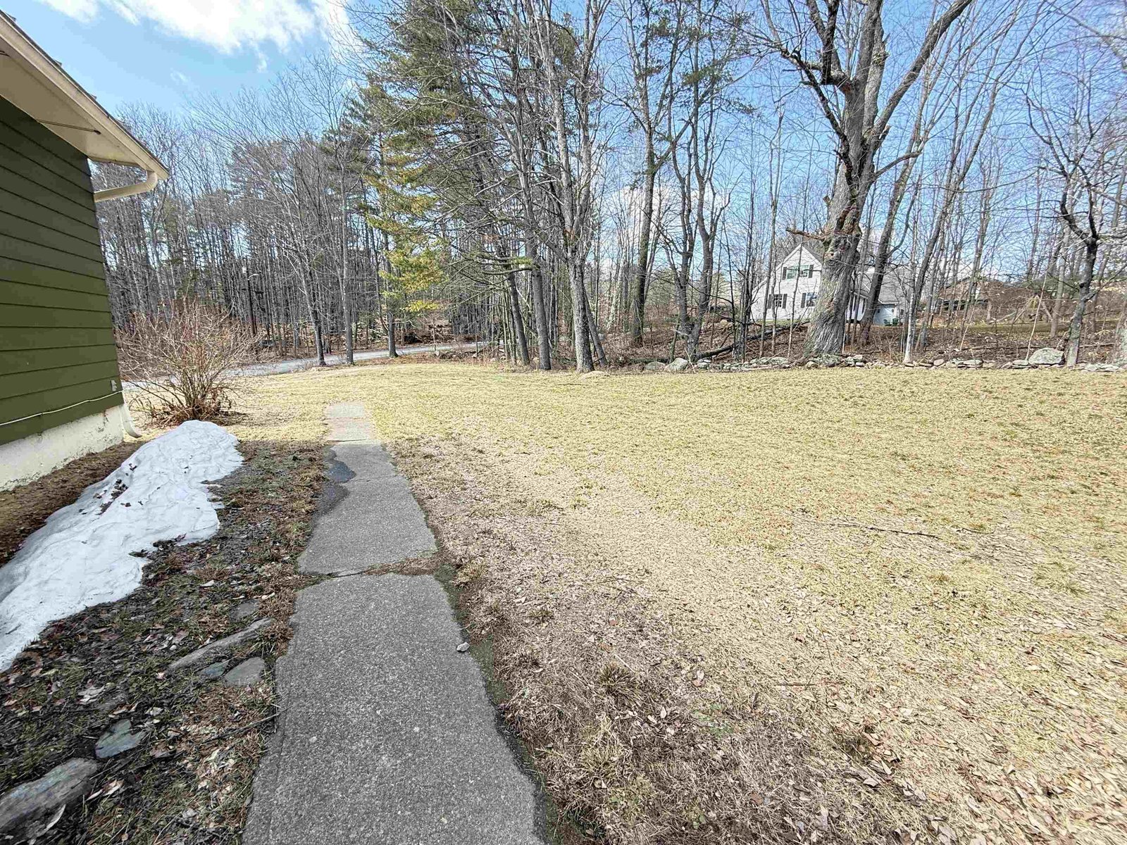 11 Juniper Hill Road