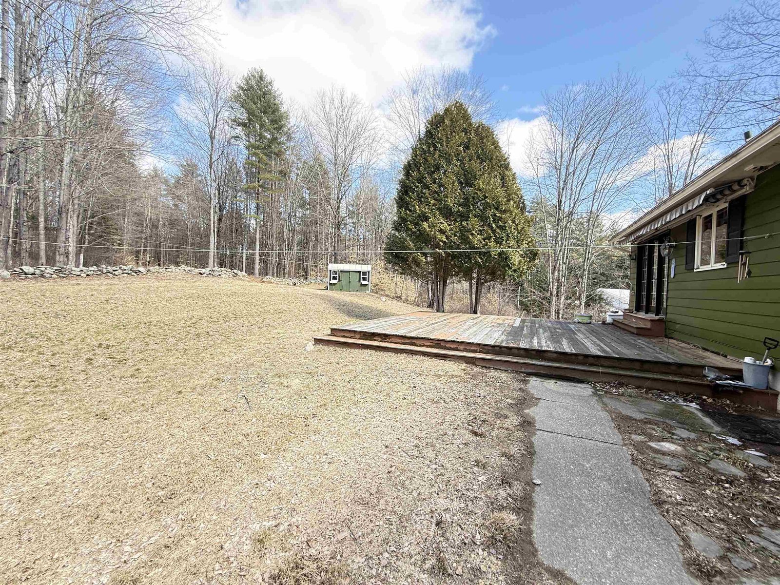 11 Juniper Hill Road