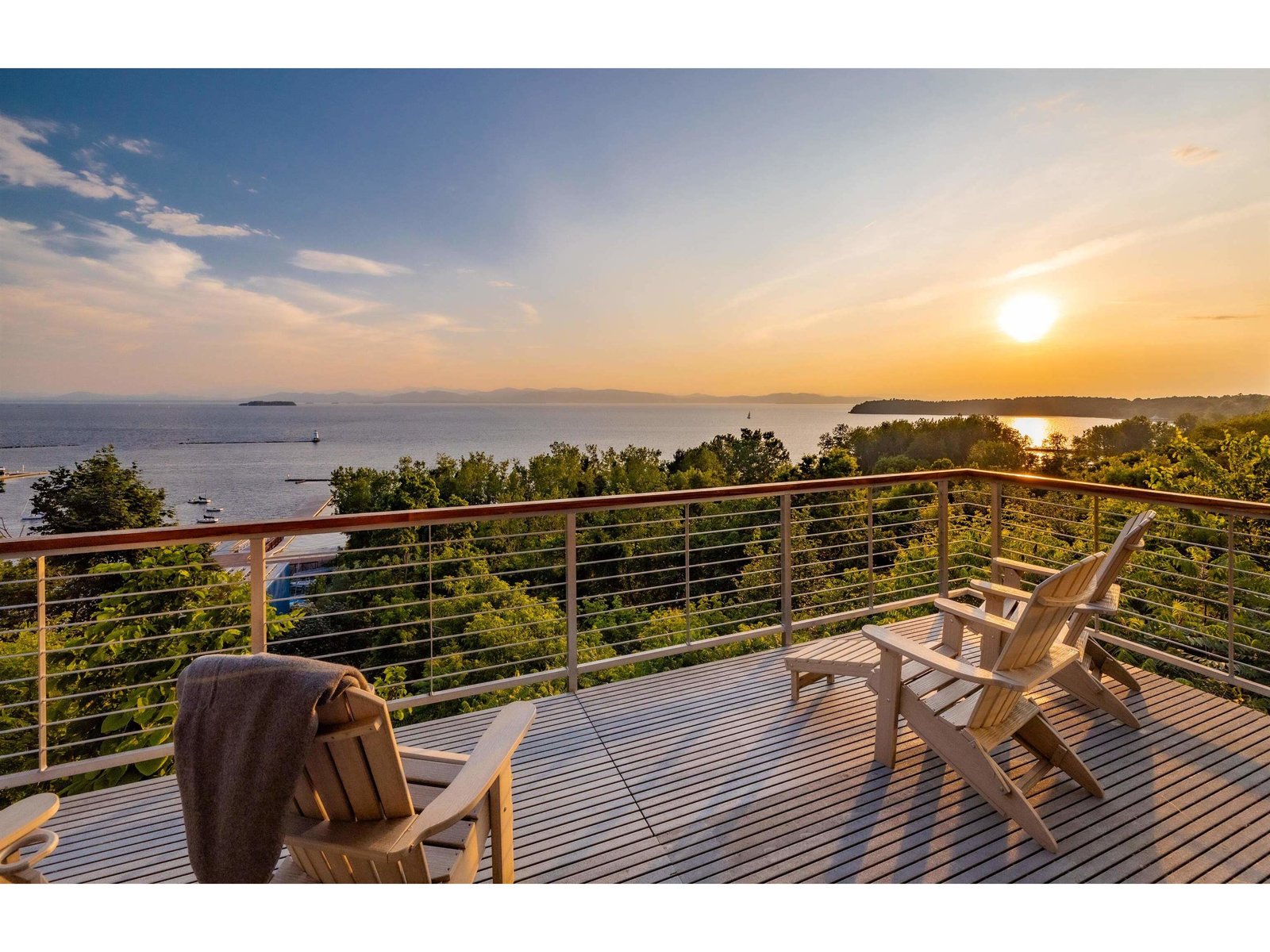 11 Lakeview Terrace, Burlington