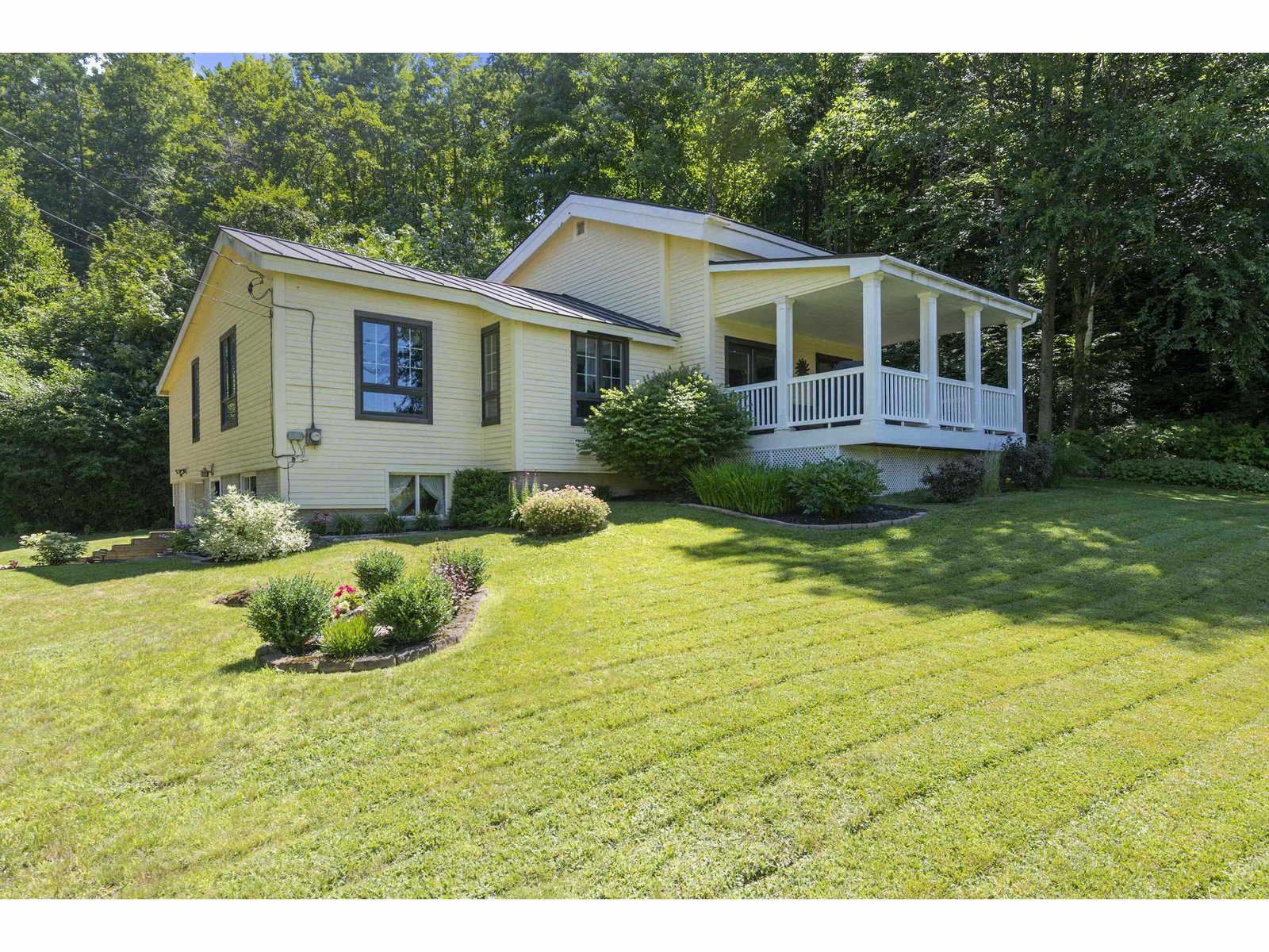 11 Lamore Road