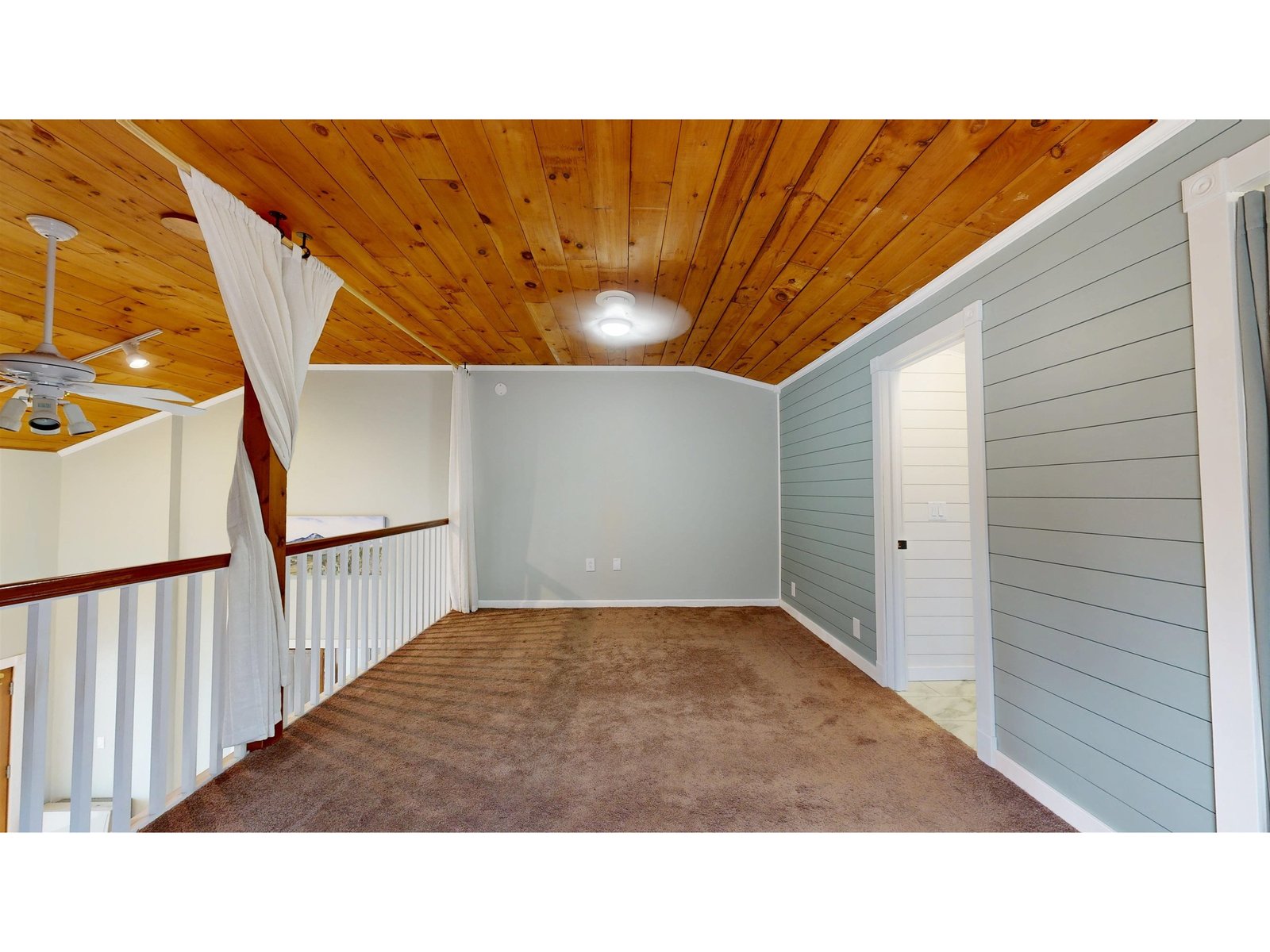 11 Lamore Road