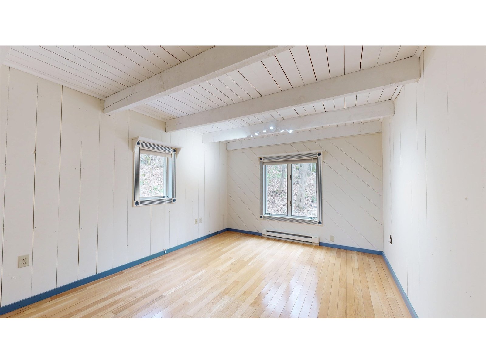 11 Lamore Road
