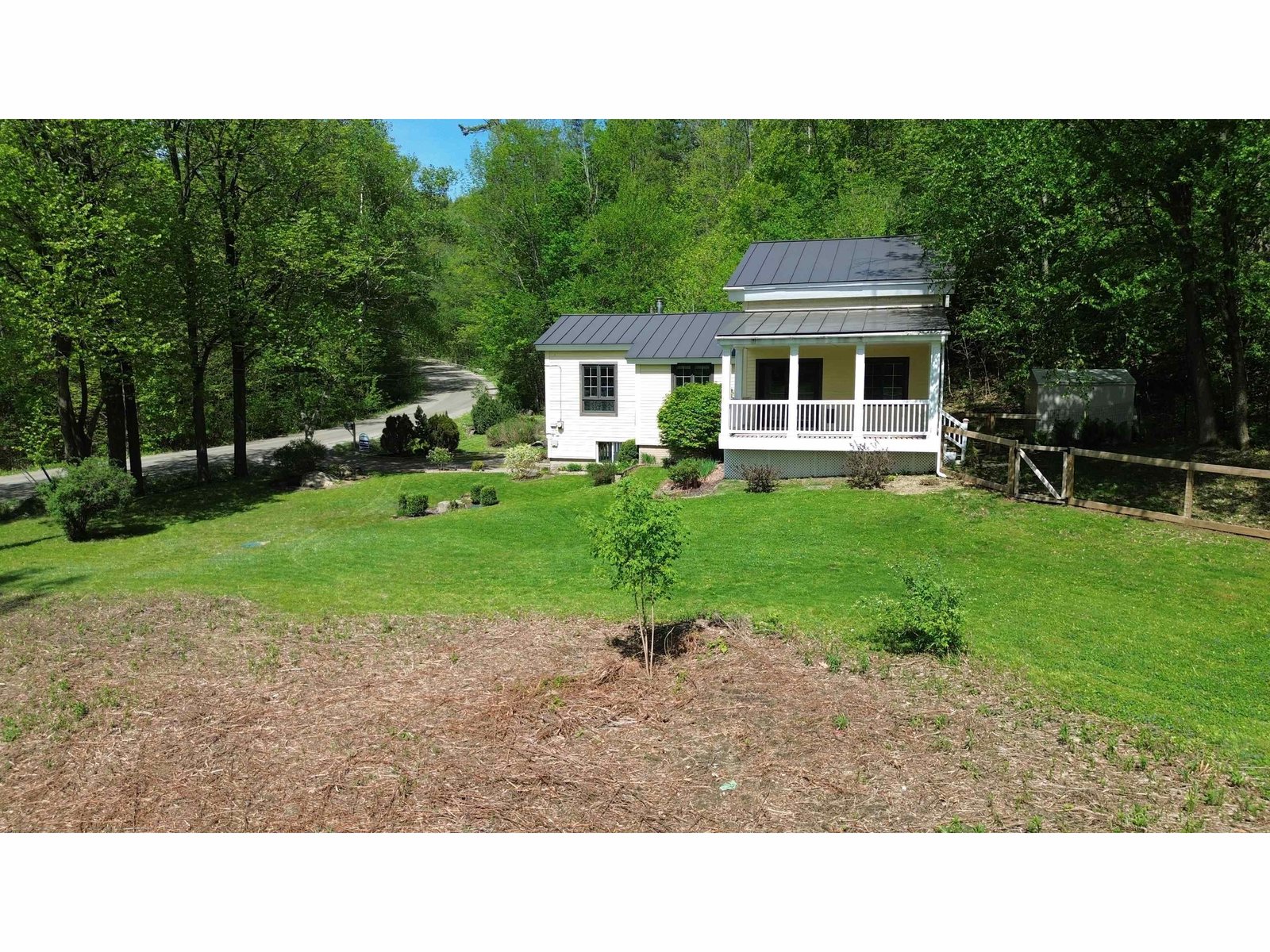 11 Lamore Road