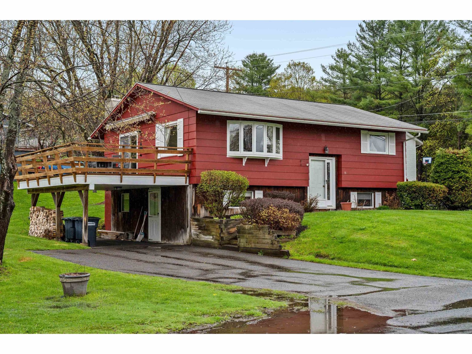11 Ledge Drive, Barre Town
