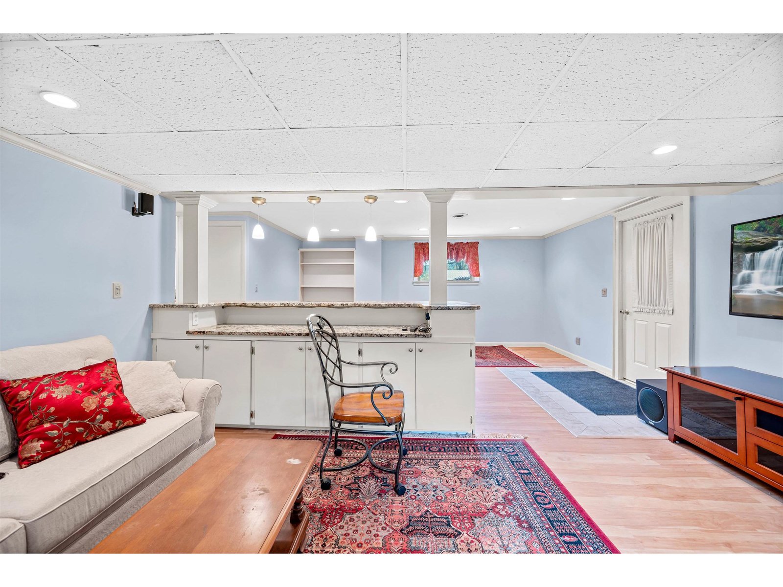 11 Ledge Drive