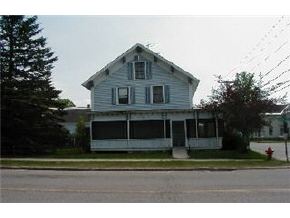 11 MAPLE STREET