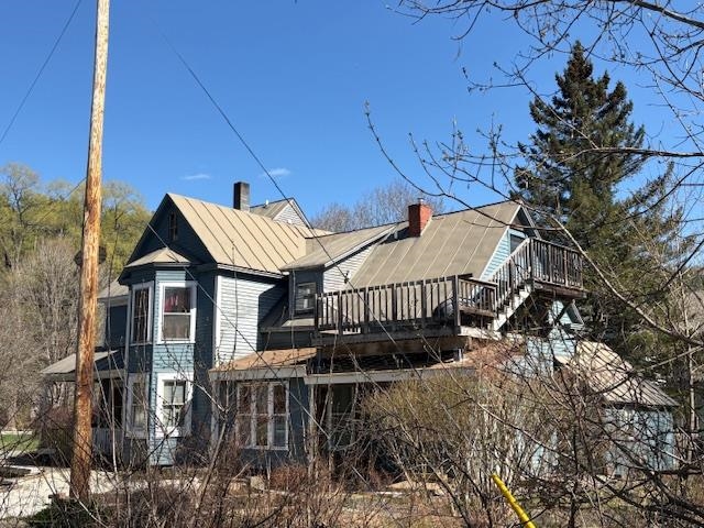 11 Maple Street