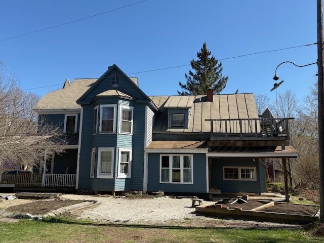 11 Maple Street