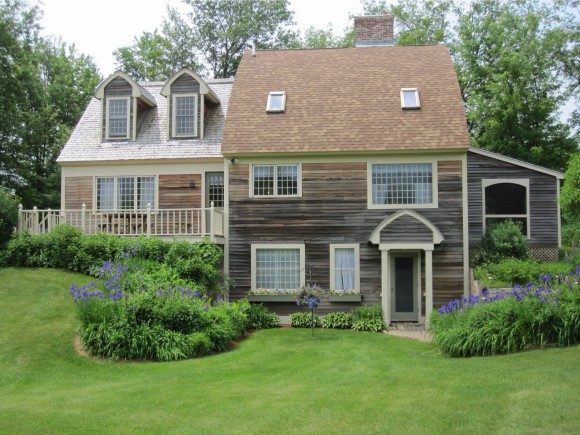 11 Mountain Road