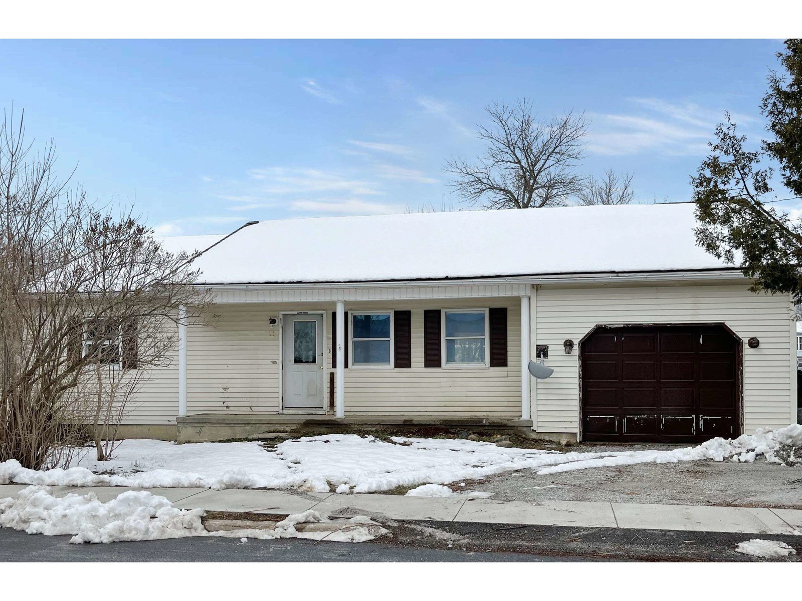 11 Murray Drive