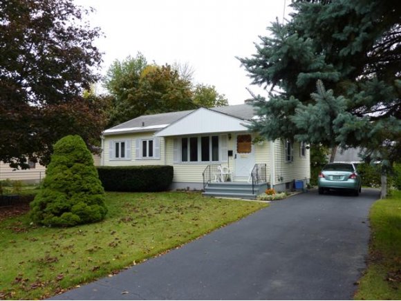 11 Newton Ave