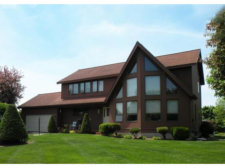 11 Oak Creek Drive