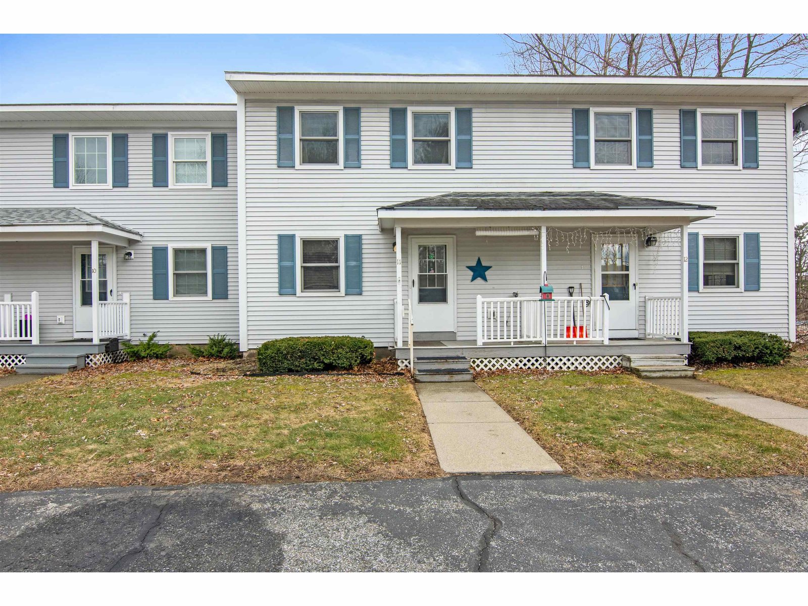 11 Parizo Drive