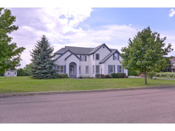 11 Pinnacle Dr
