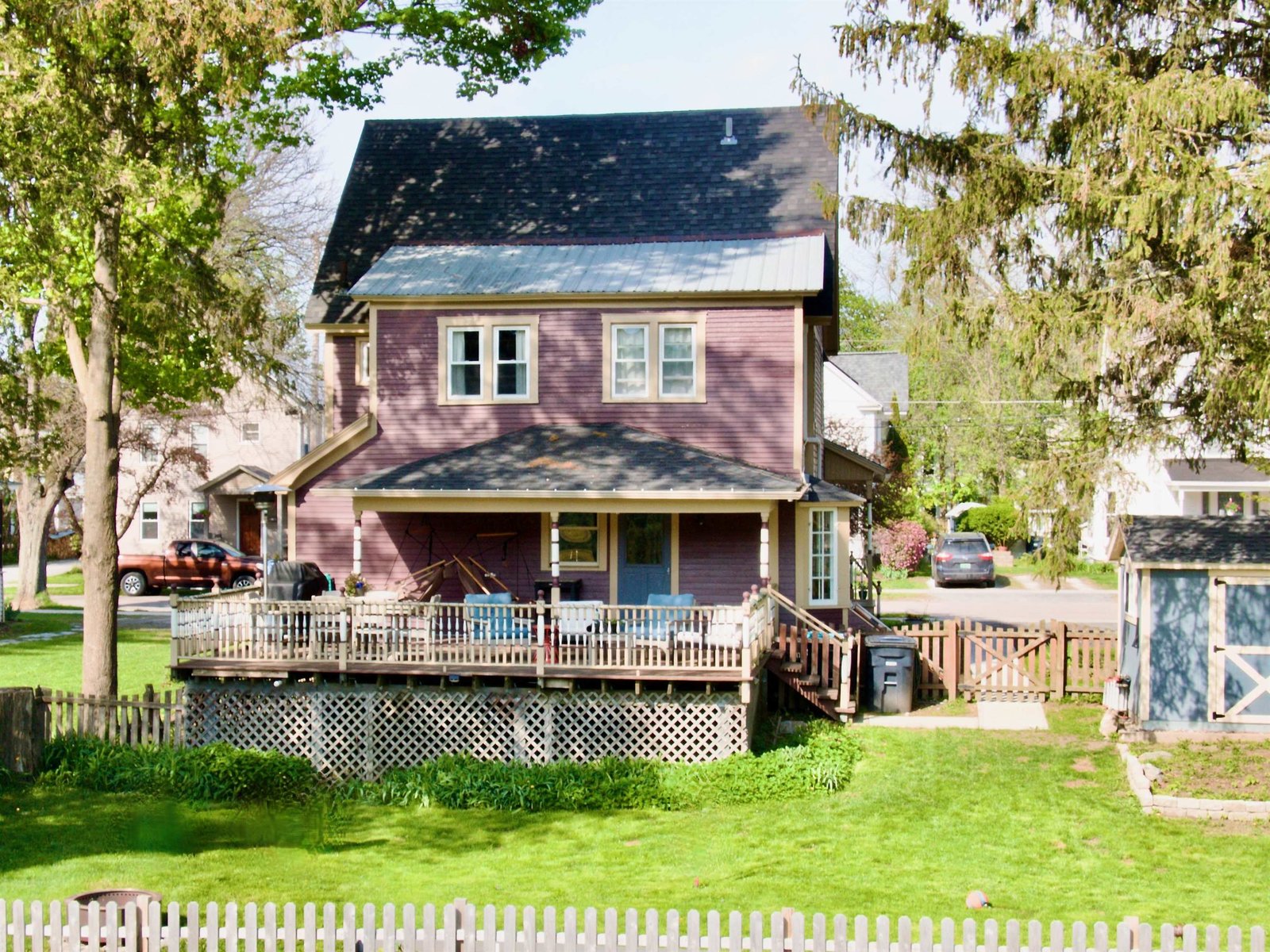 11 Randall Street