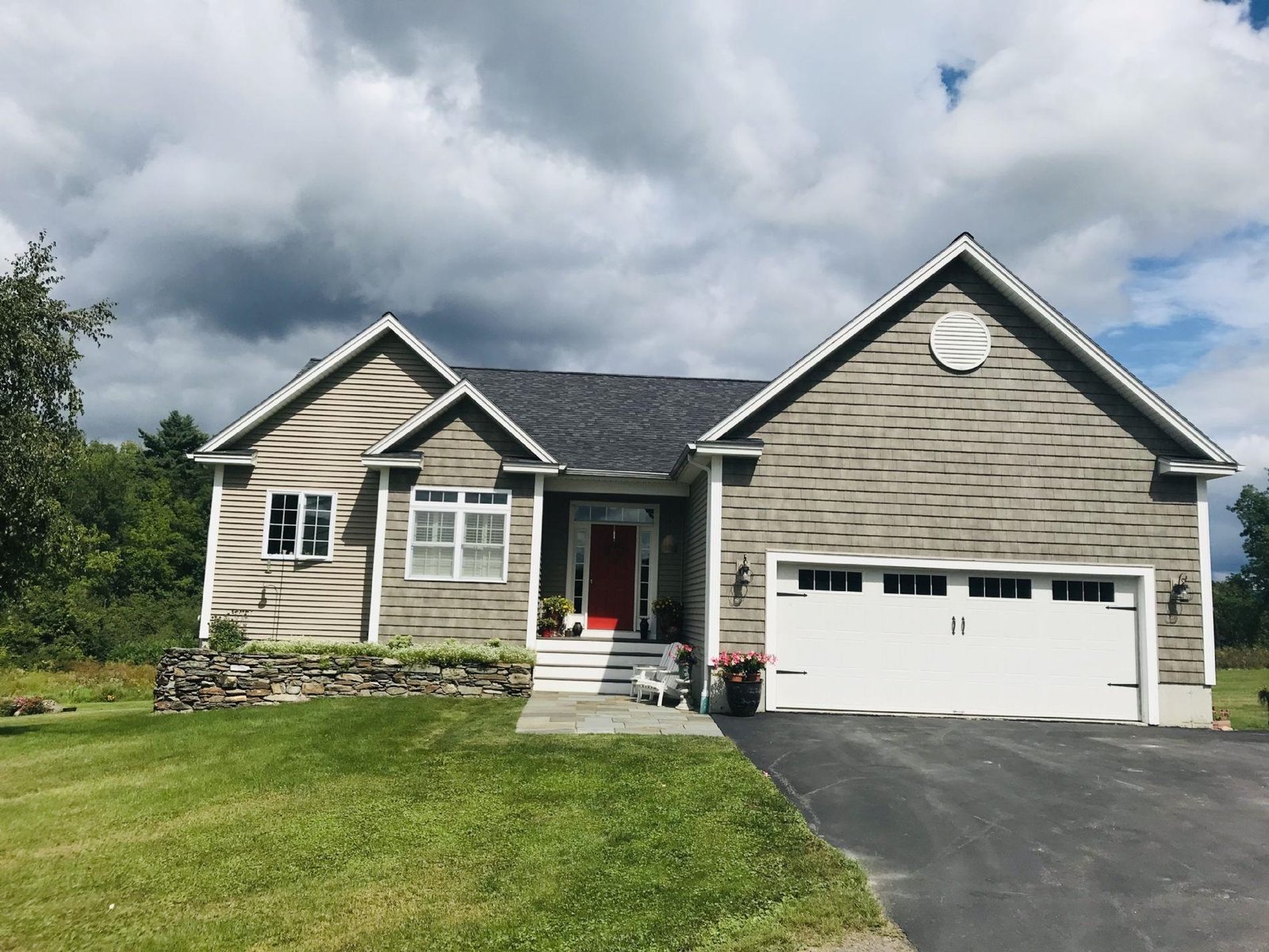 11 Riparian Way