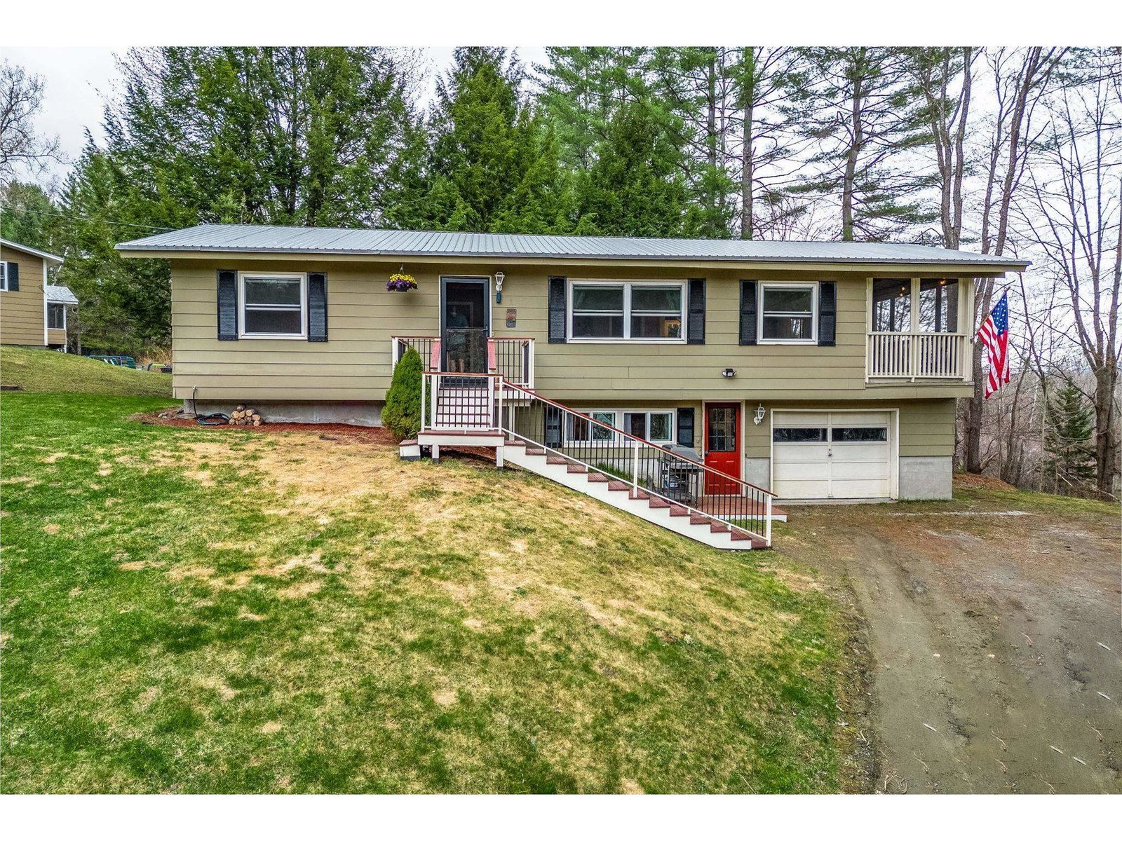 11 Robinhood Circle