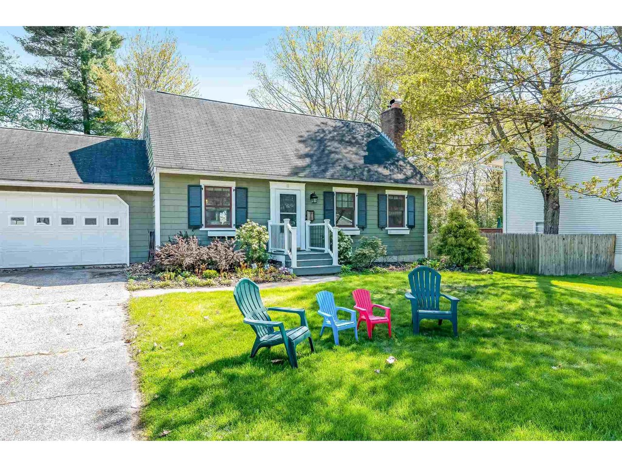 11 Scotsdale Road