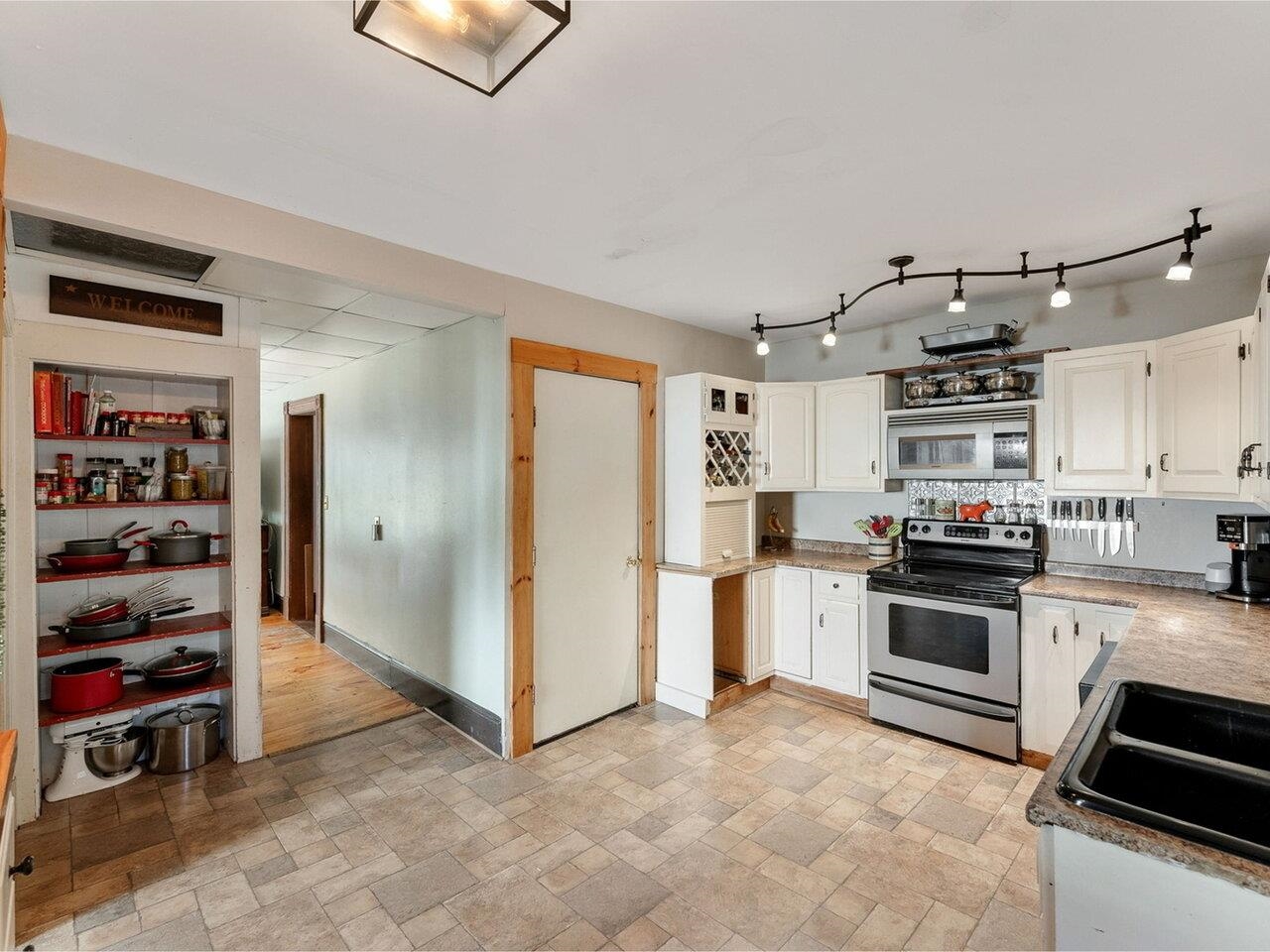 11 Slapp Hill Road