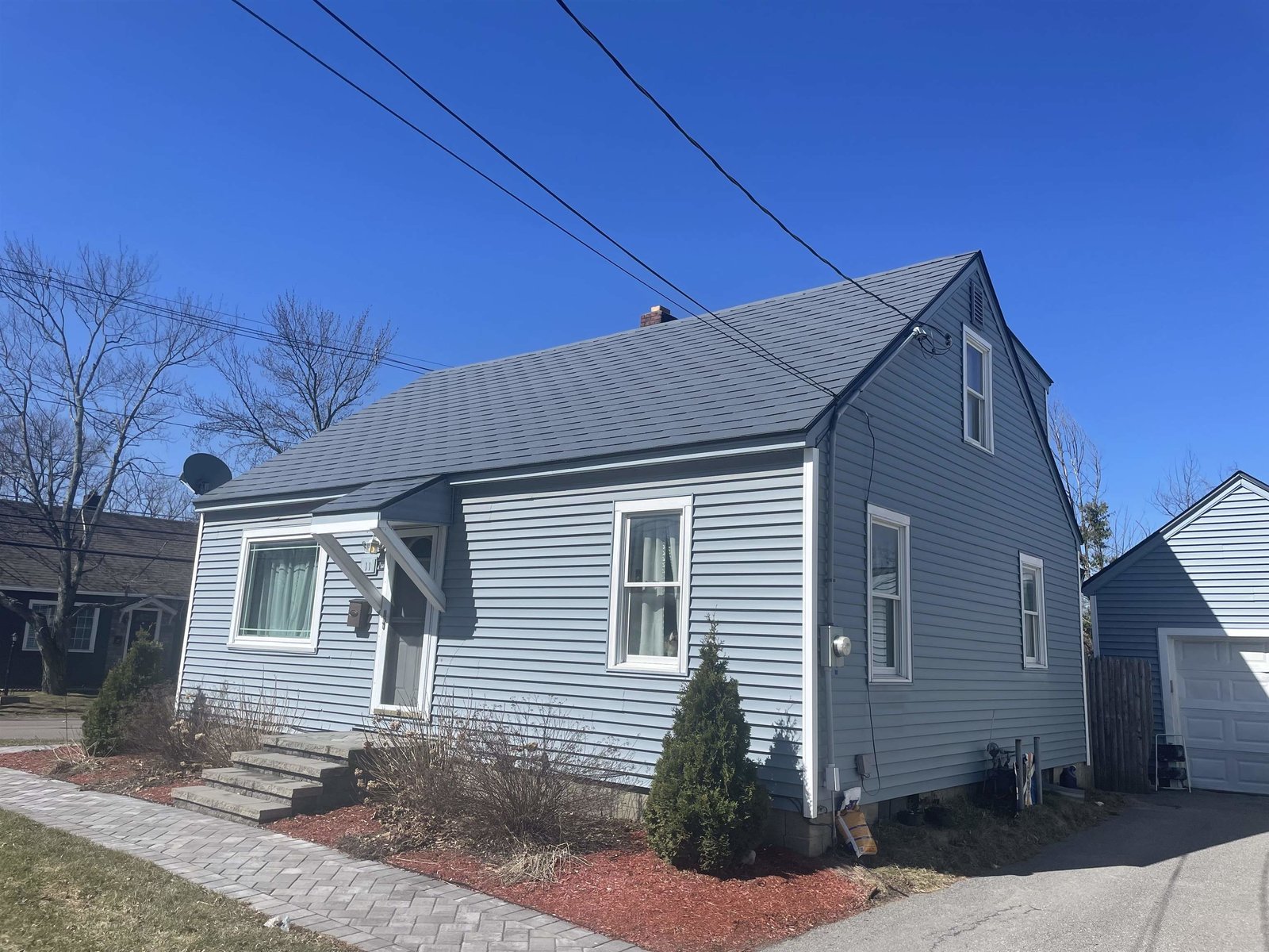 11 South Summit Street