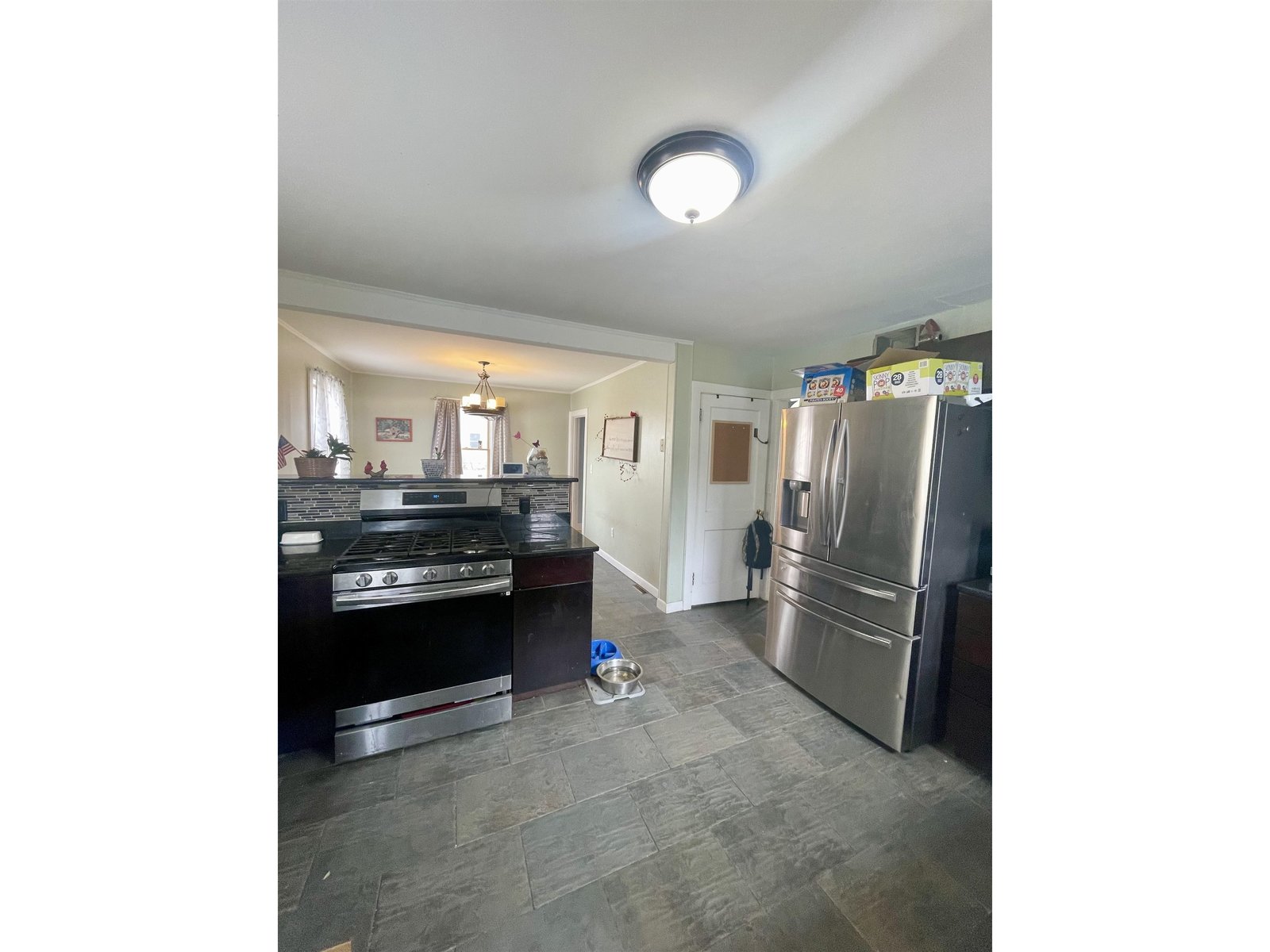 11 South Summit Street
