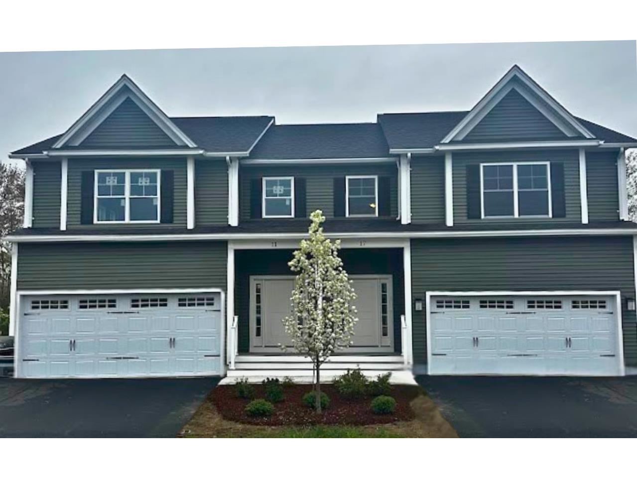 11 Spear Lane, Unit 21