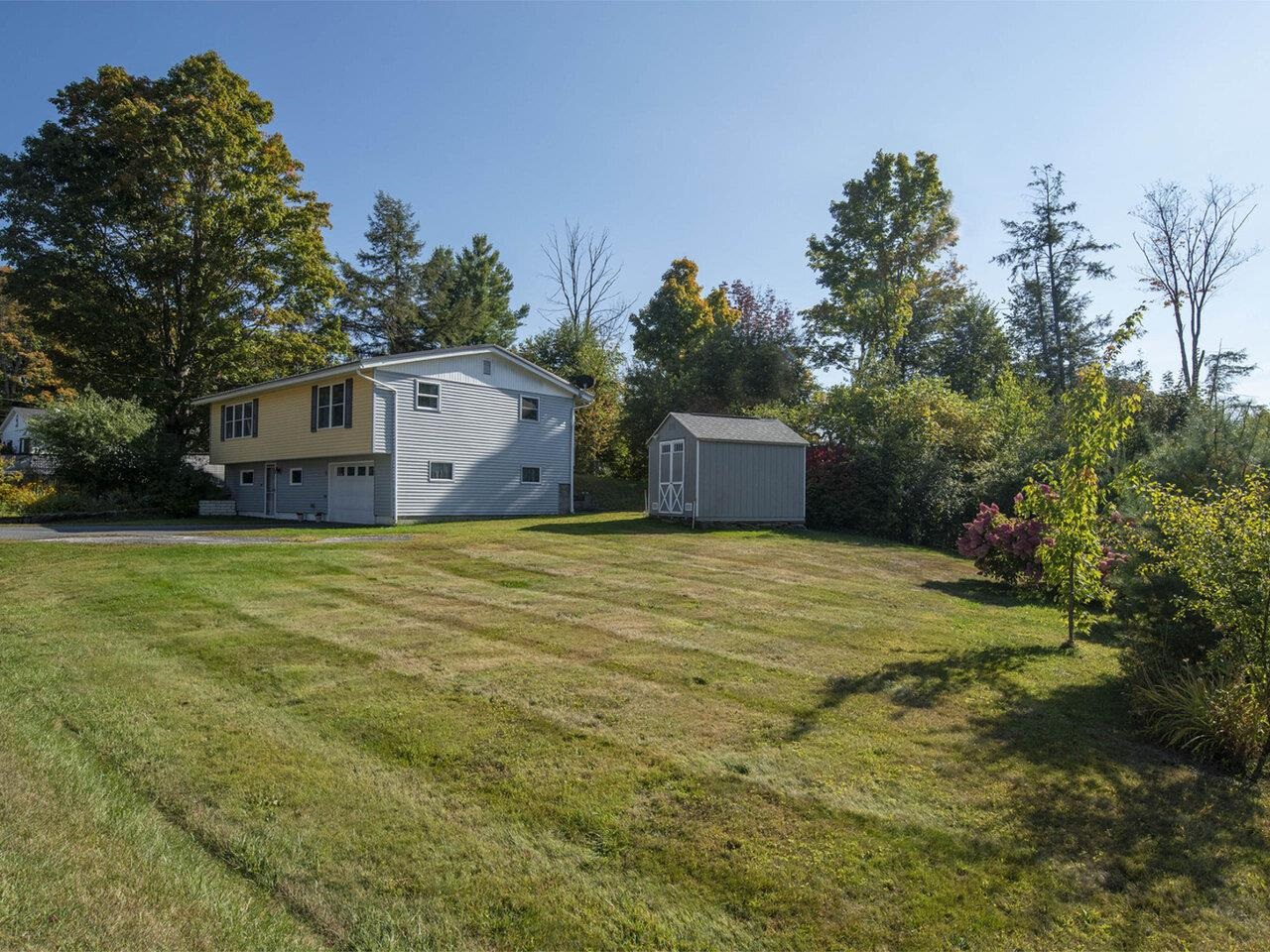 11 Spruce Lane