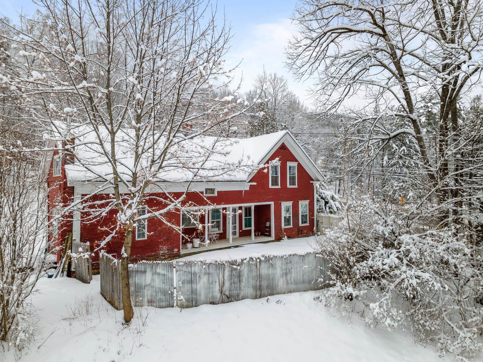 11 Taber Hill Road