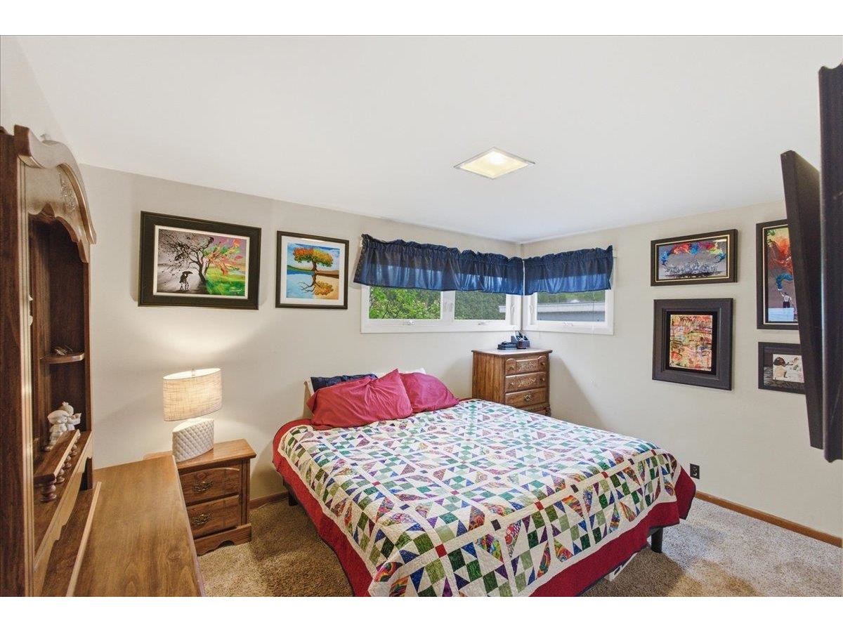 11 Wealthy Avenue