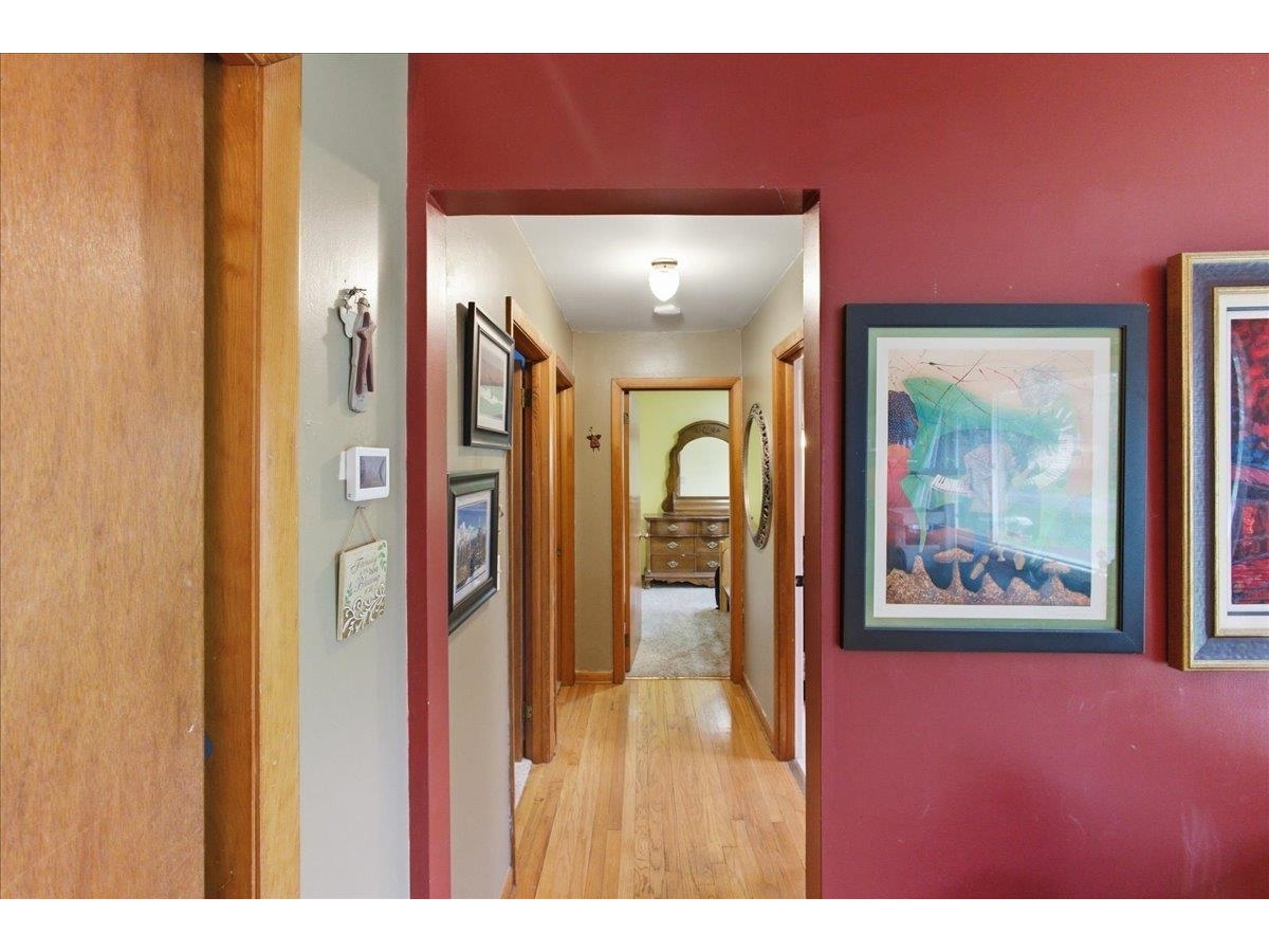 11 Wealthy Avenue