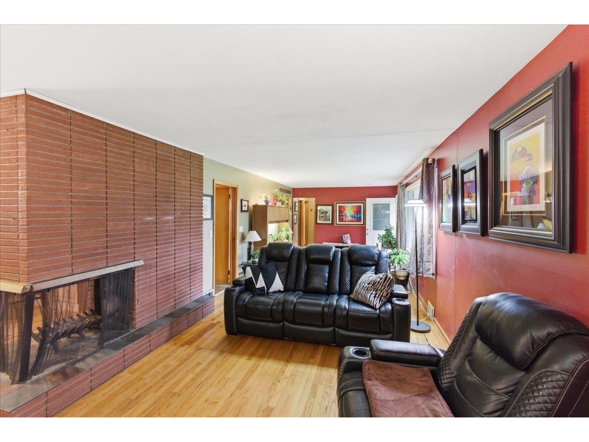 11 Wealthy Avenue