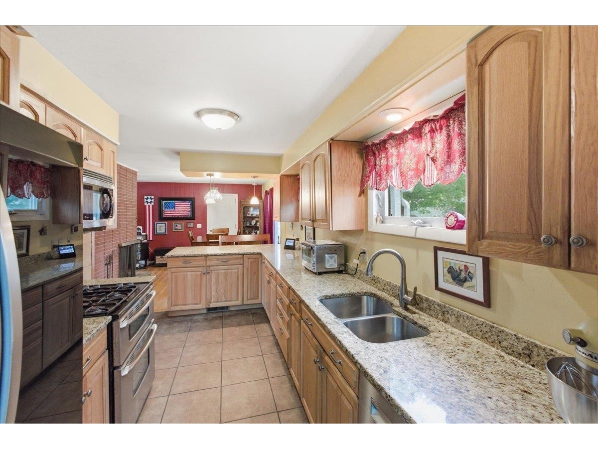 11 Wealthy Avenue