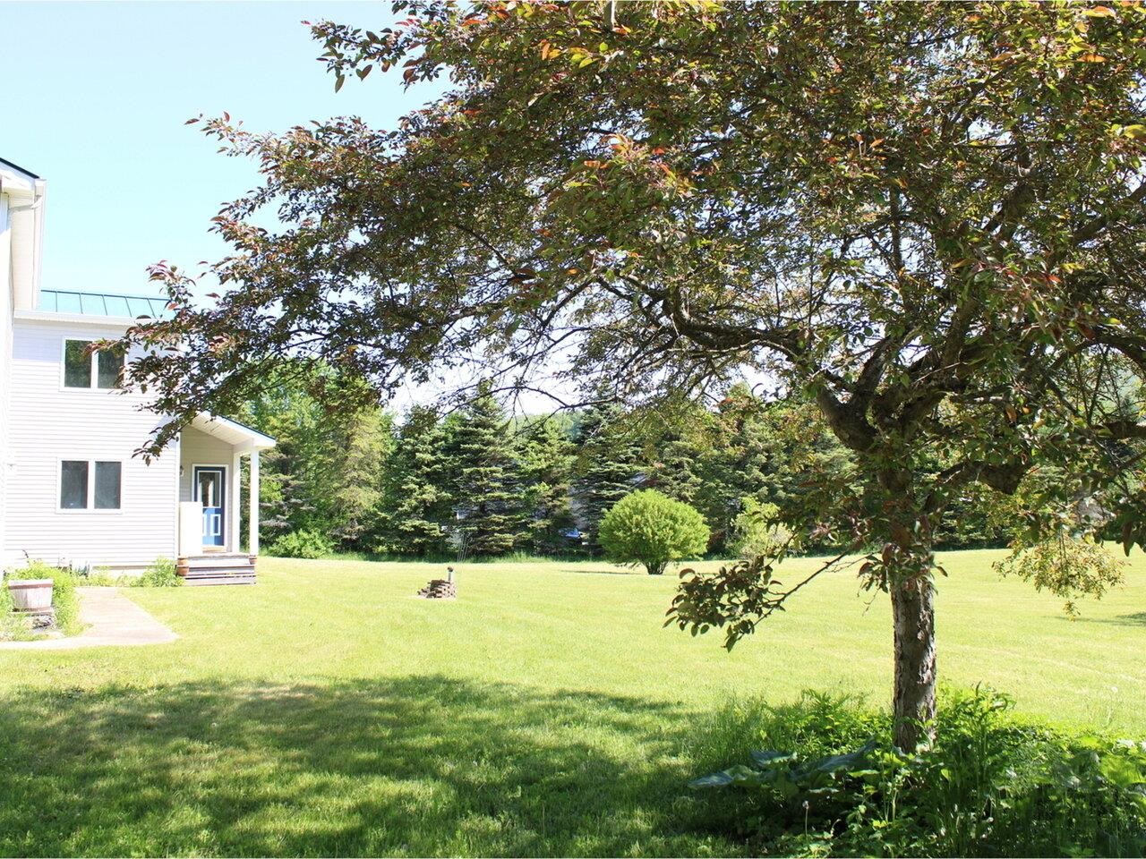 11 Wheeler Lane