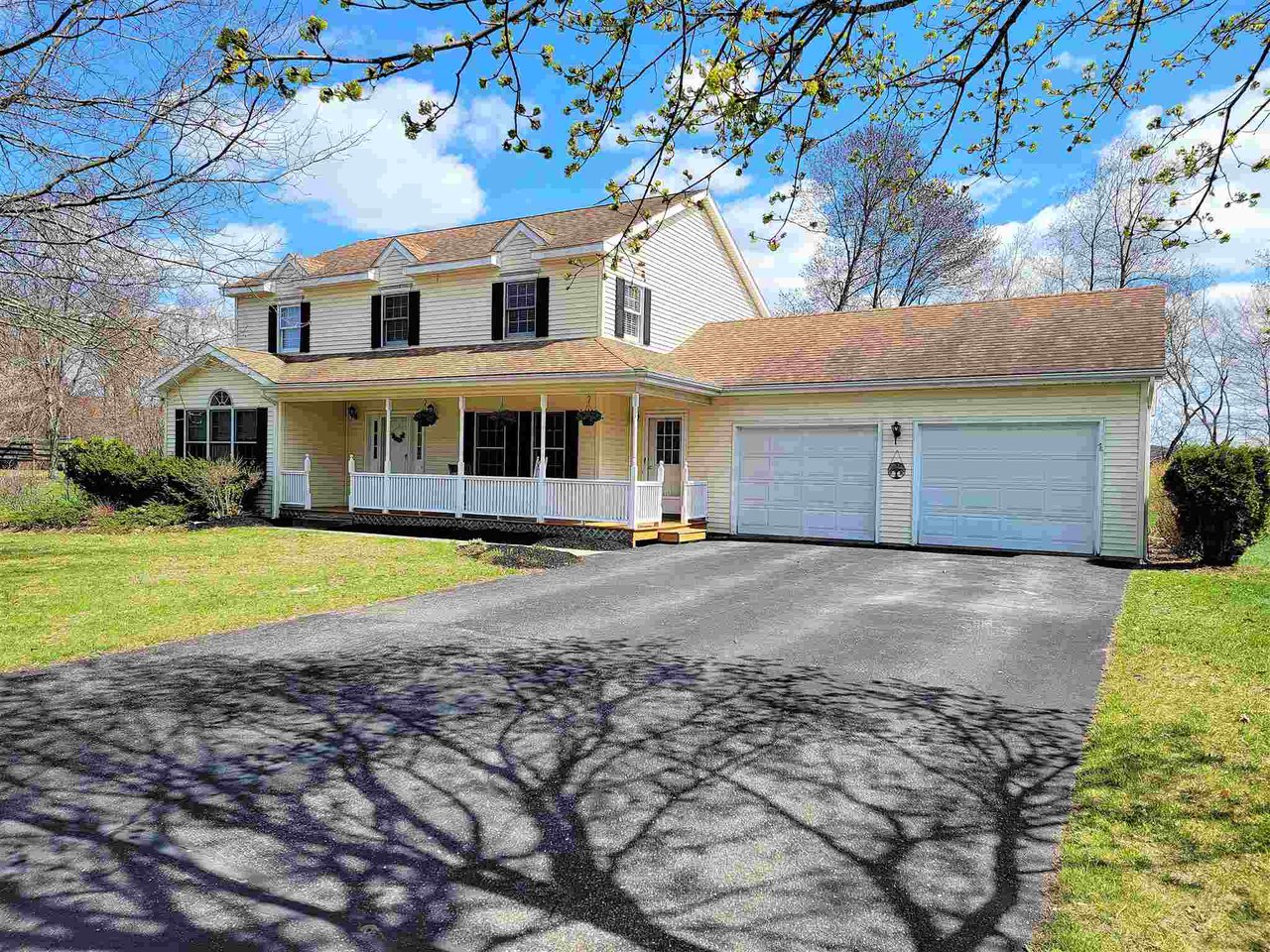 11 Whitcomb Meadows Lane
