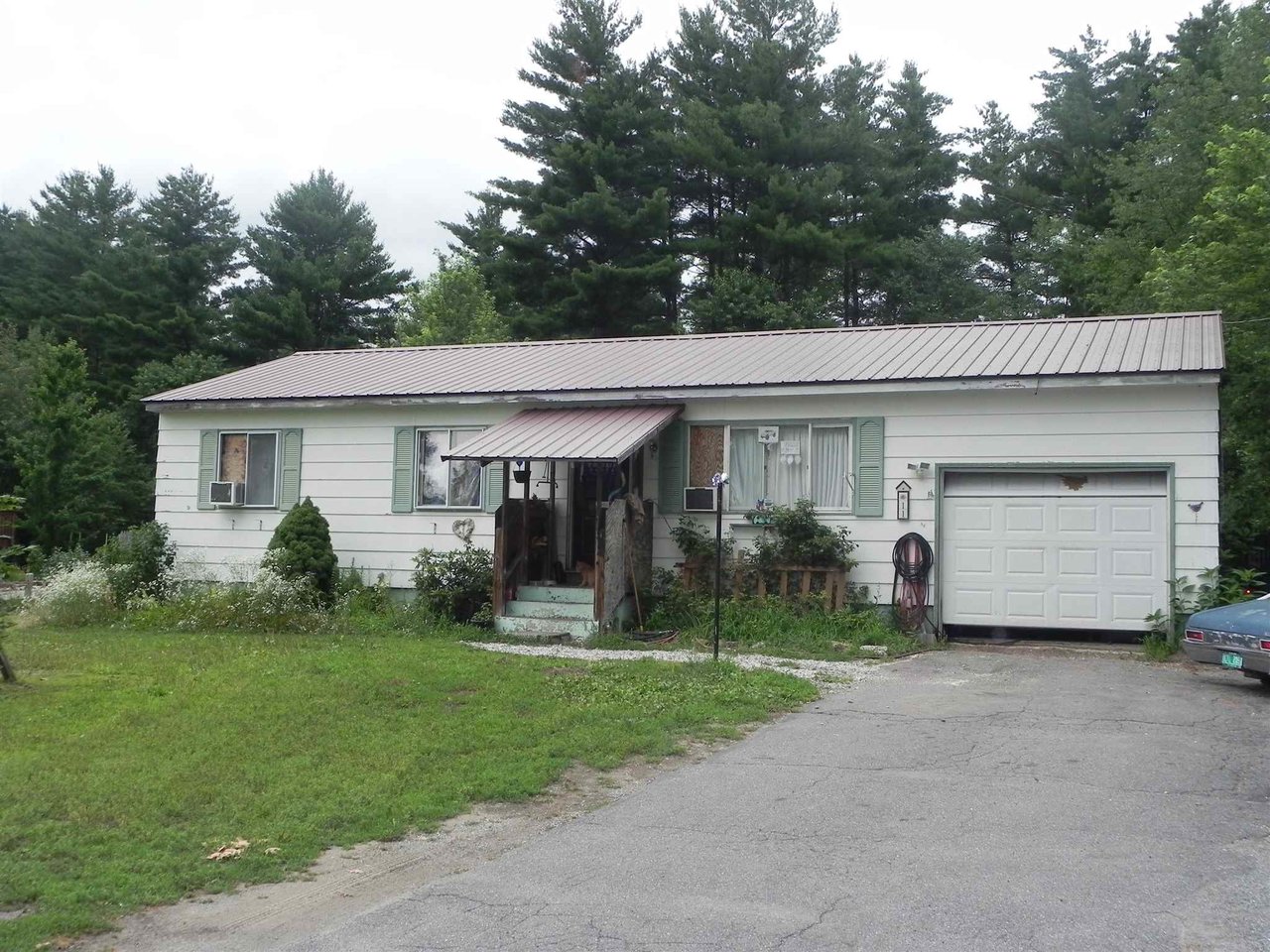 11 Woodcrest Circle