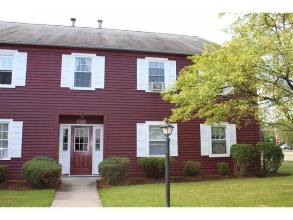 110 North Twin Oaks Terrace, Unit 110