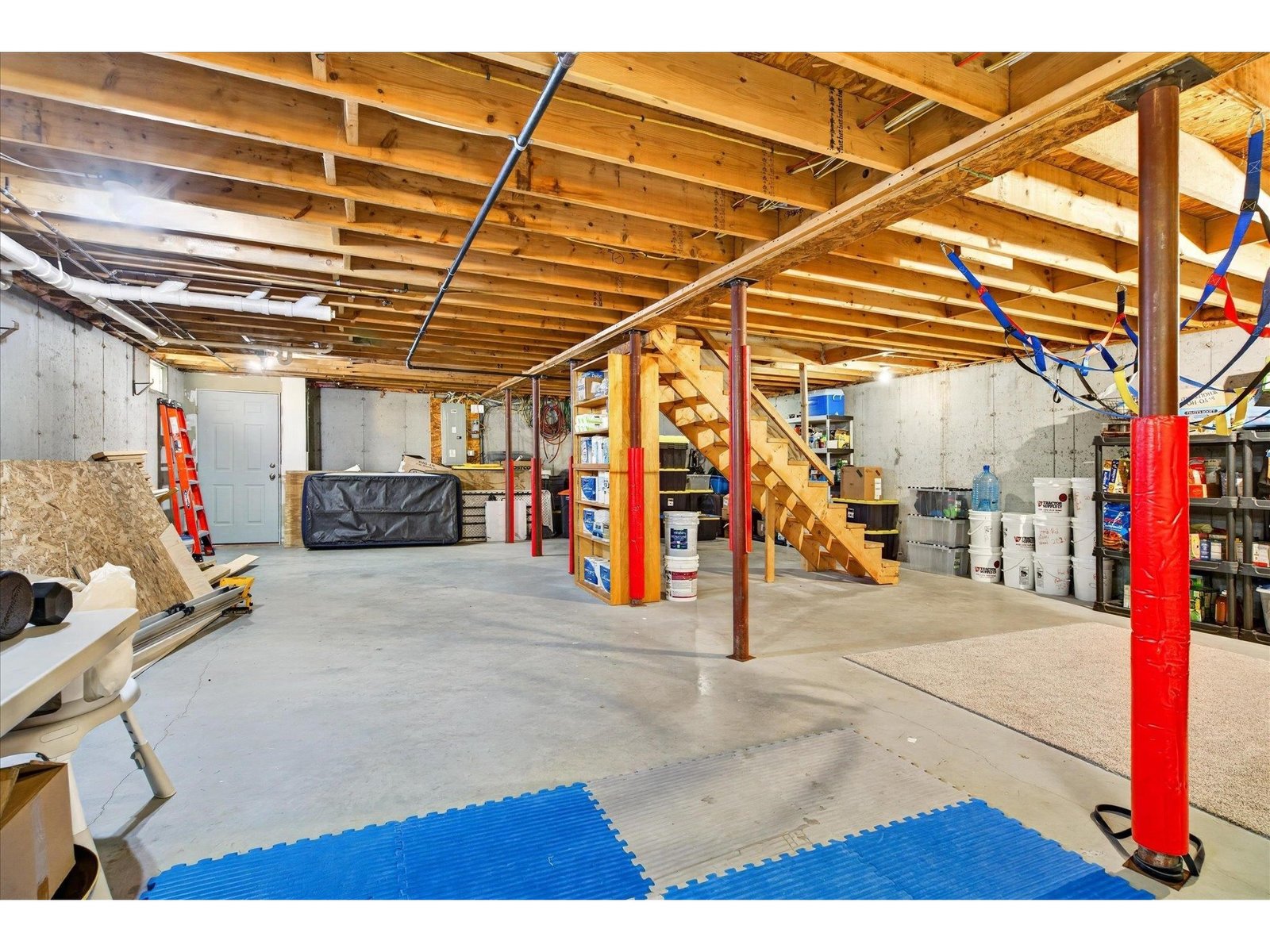 Full Basement