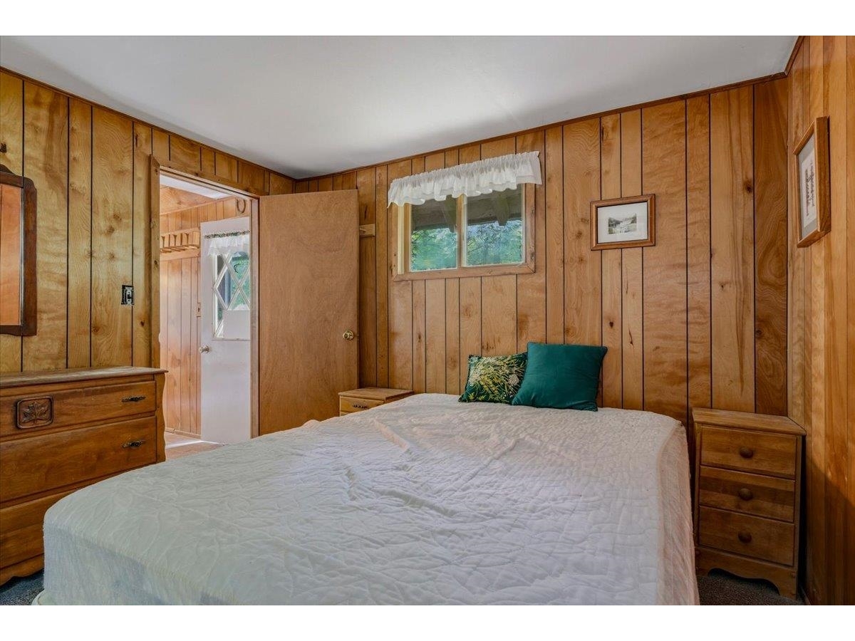 110 Spring Hill Lane