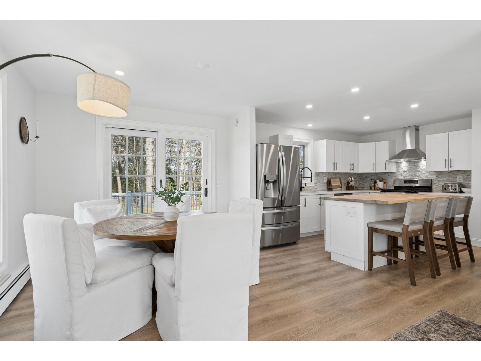 1100 Stock Farm Road