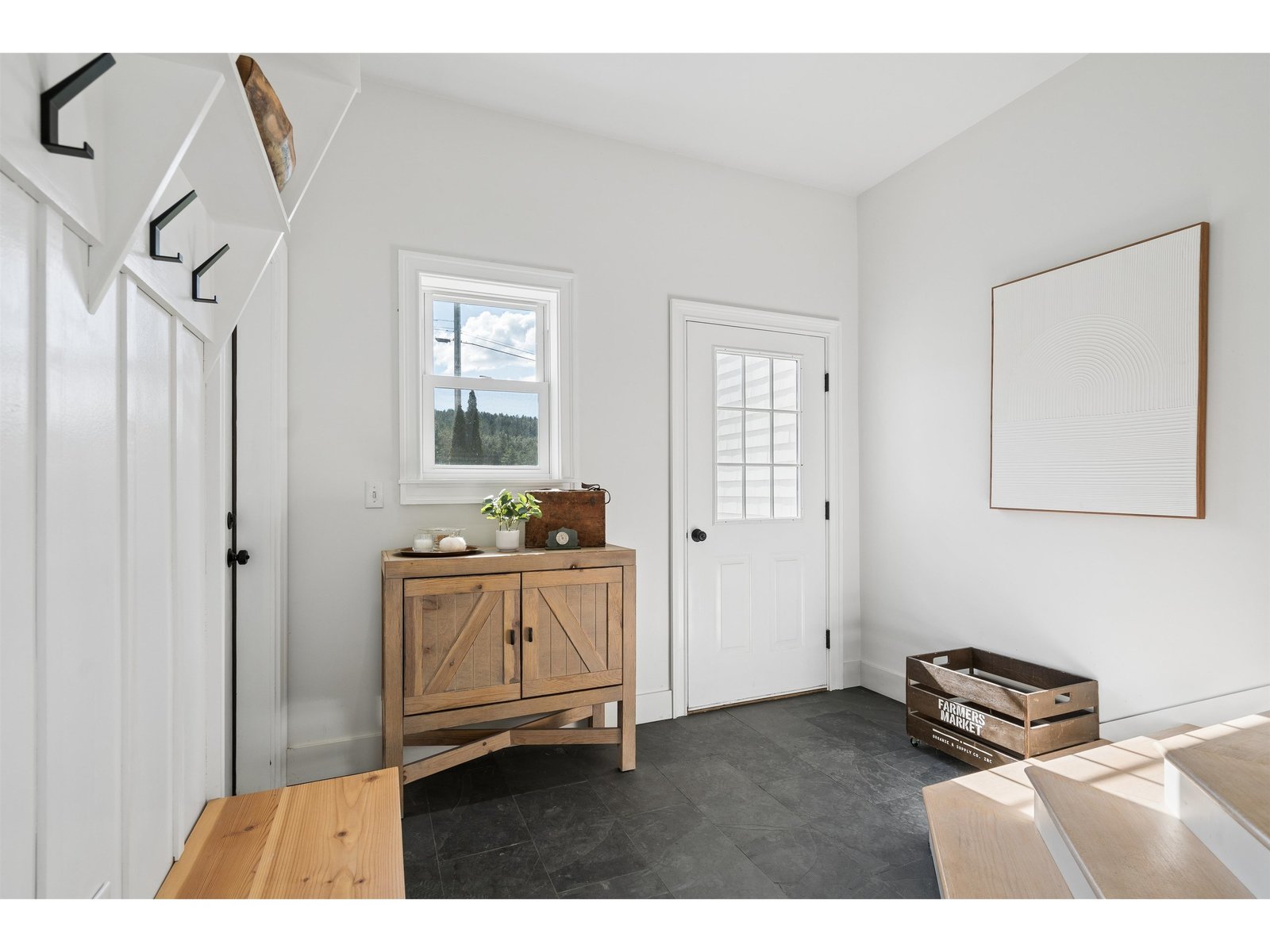 1100 Stock Farm Road