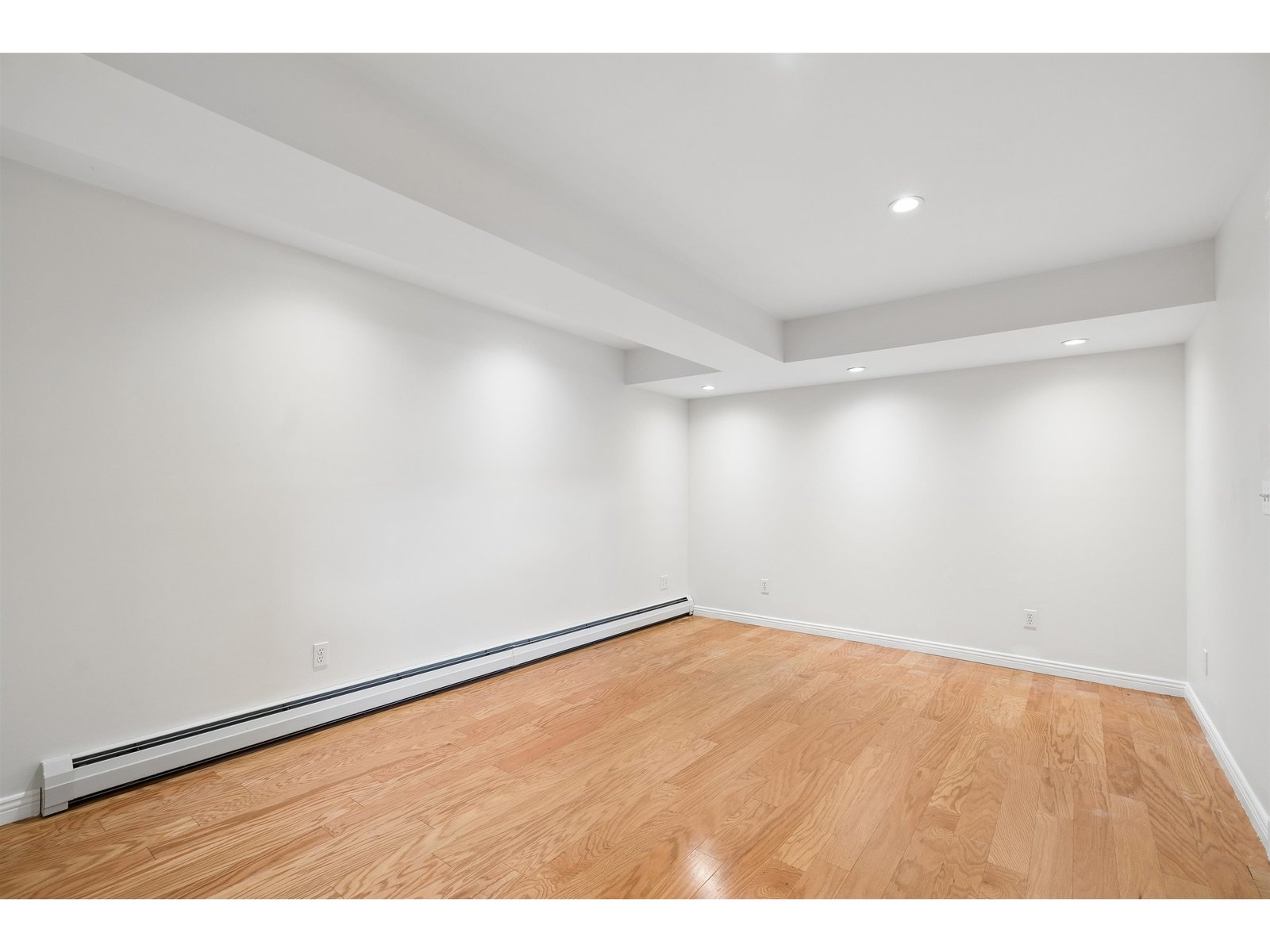 1100 Stock Farm Road