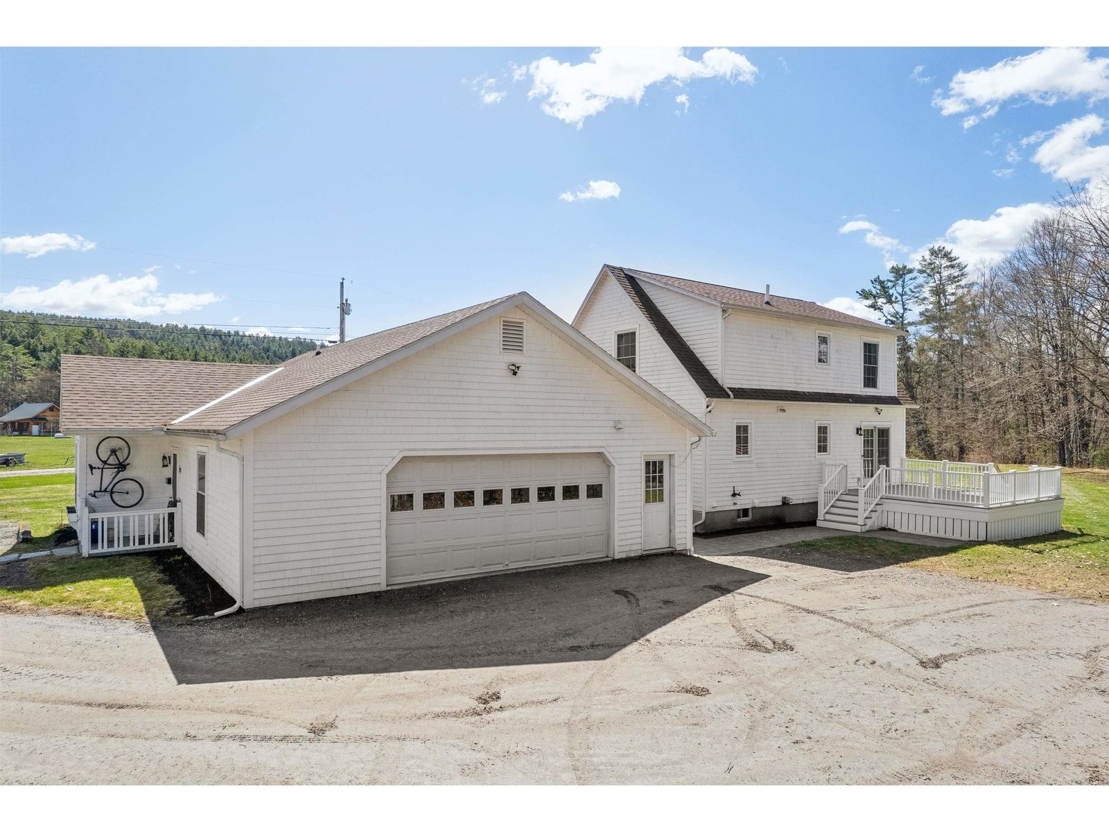 1100 Stock Farm Road