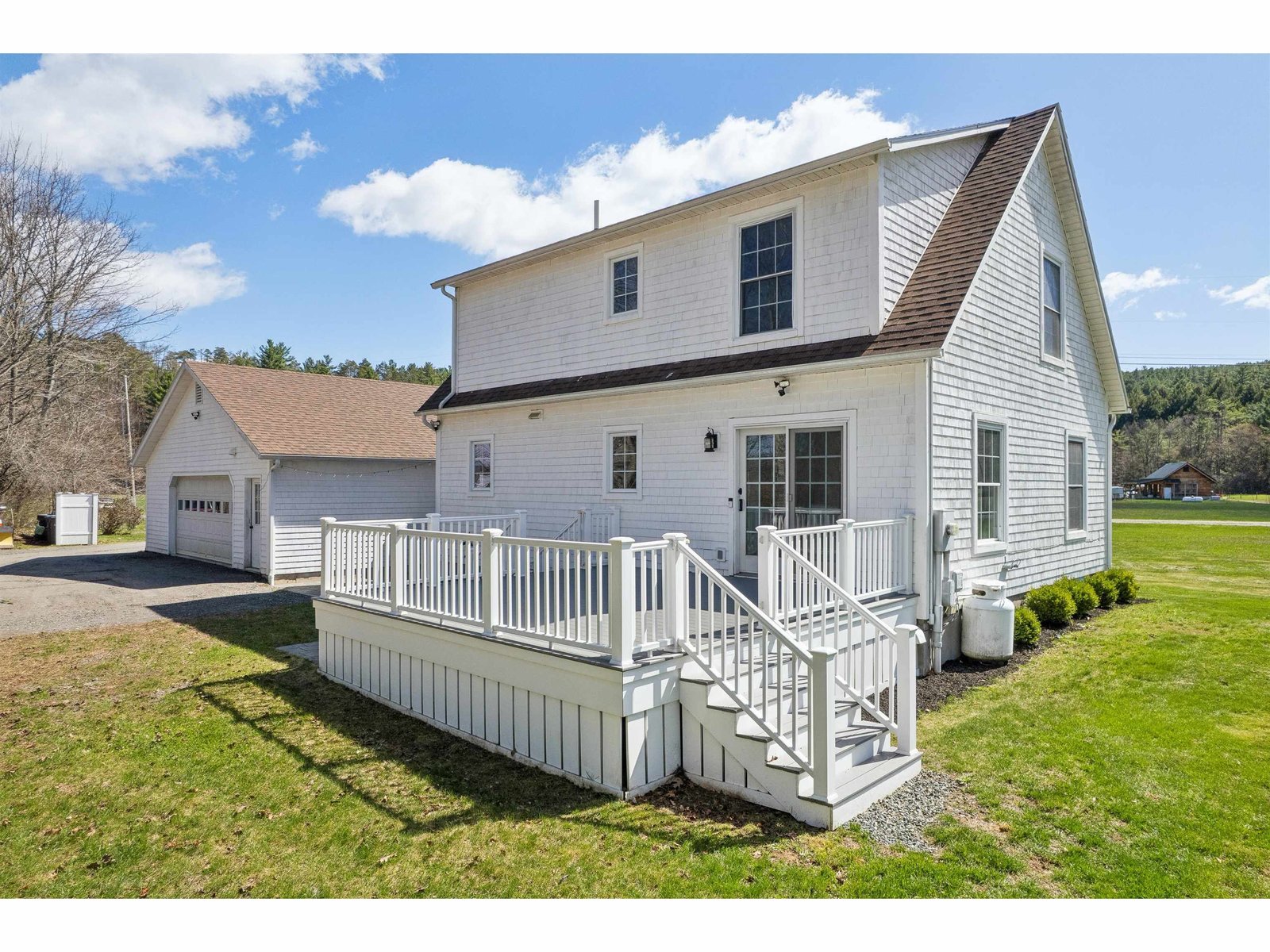 1100 Stock Farm Road