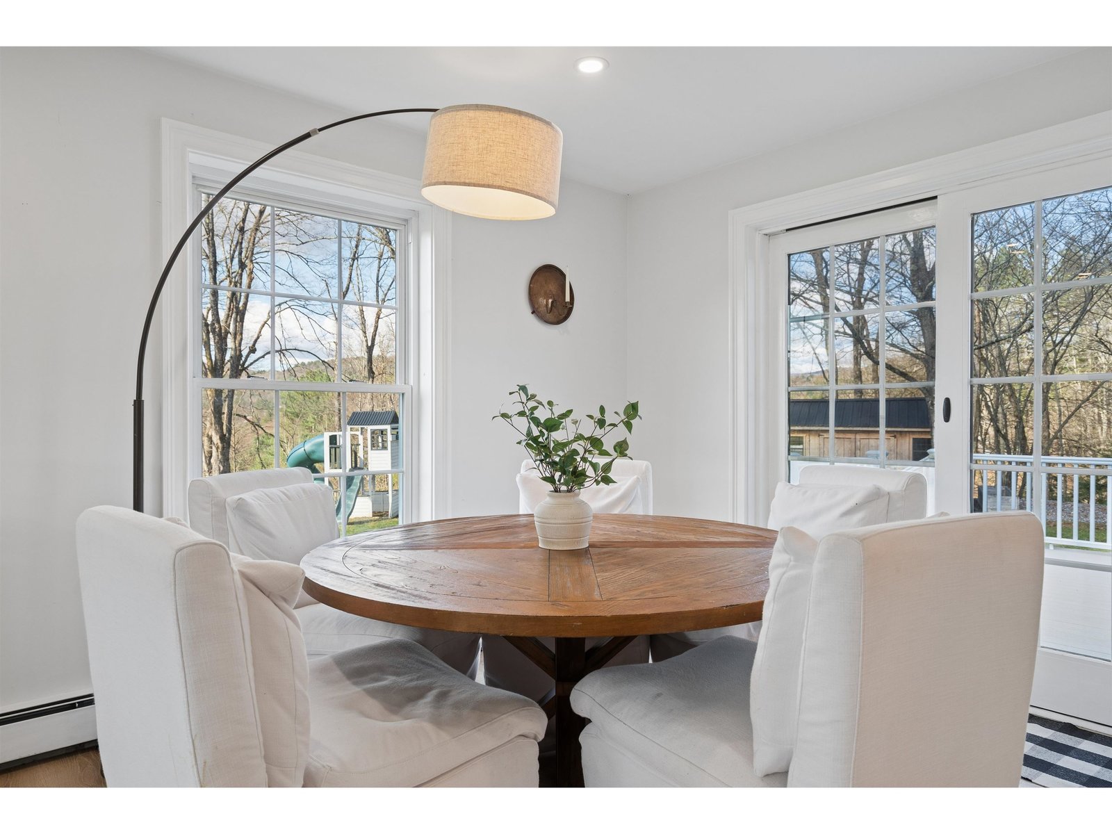 1100 Stock Farm Road