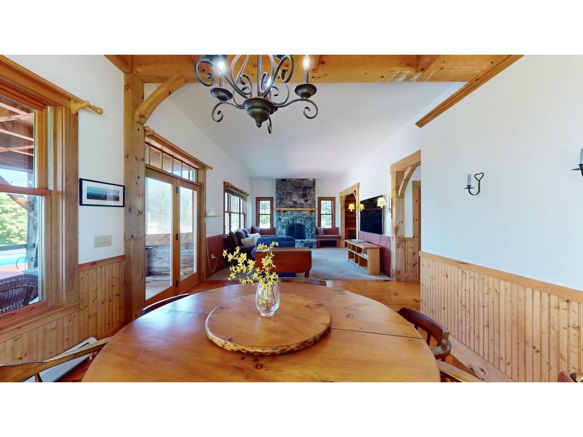 1104 Grandey Road