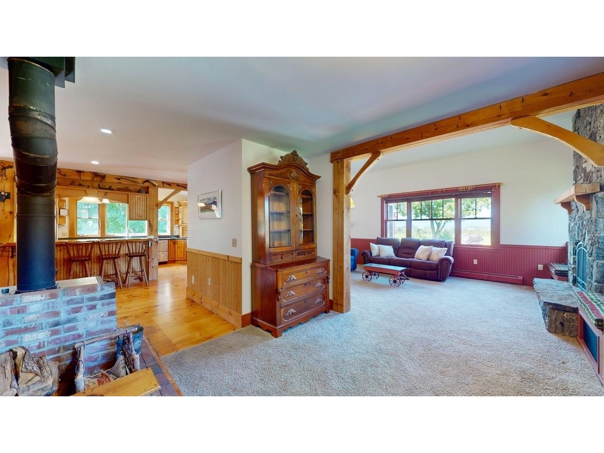 1104 Grandey Road