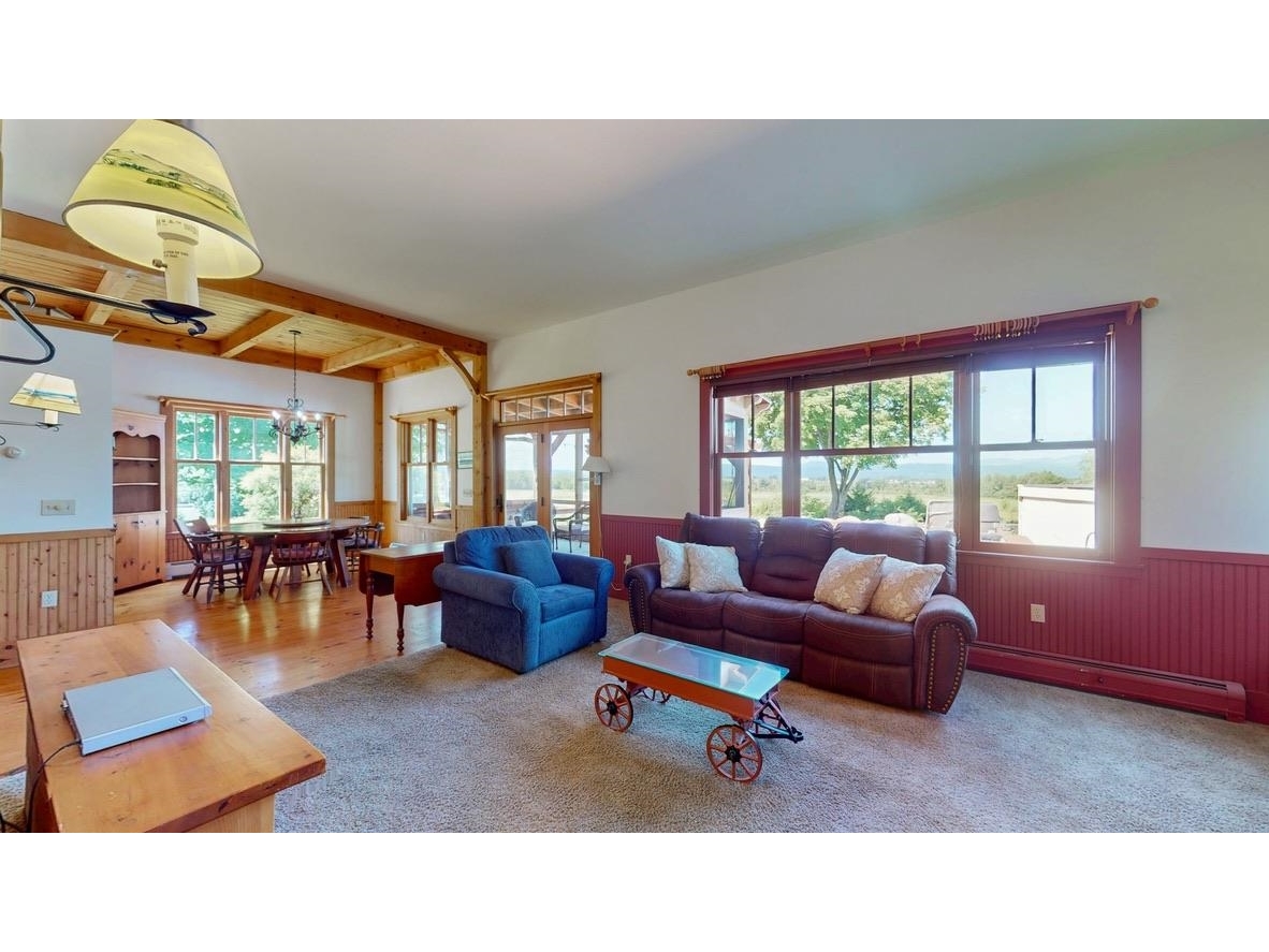 1104 Grandey Road