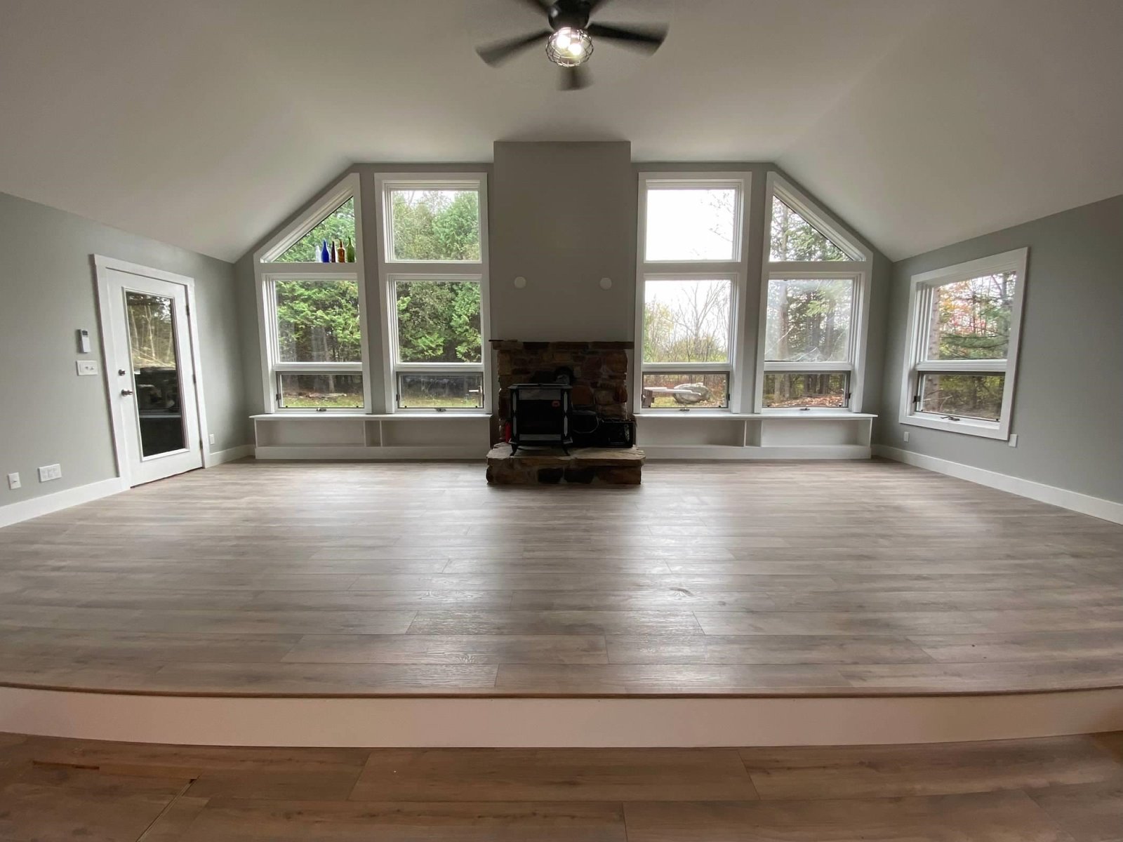 1107 Leland Road