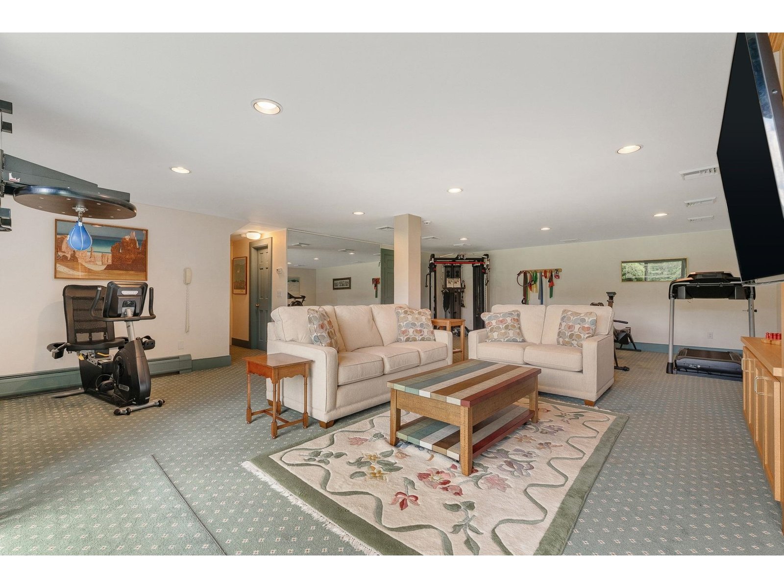 1109 East Warren Road
