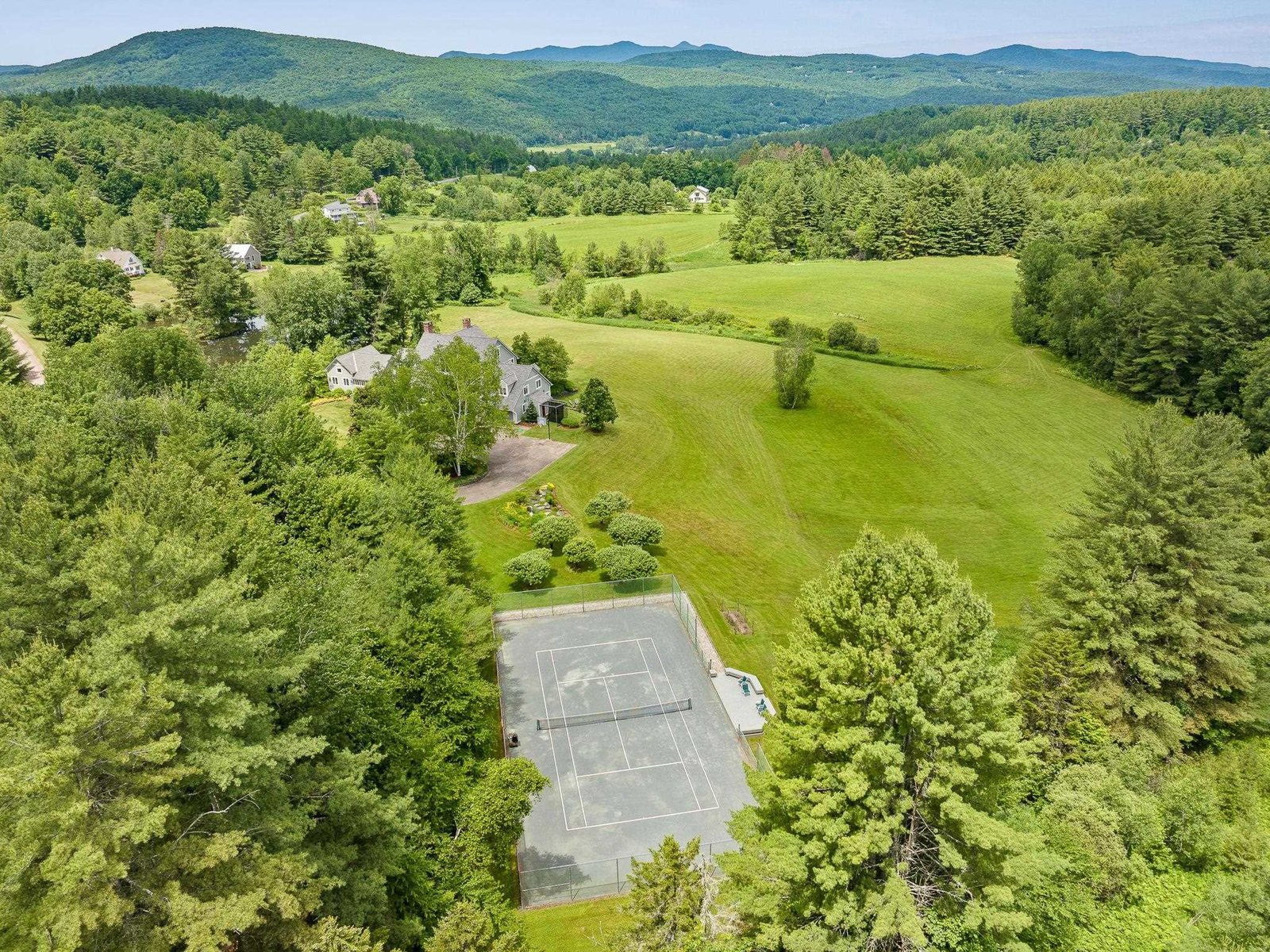 1109 East Warren Road
